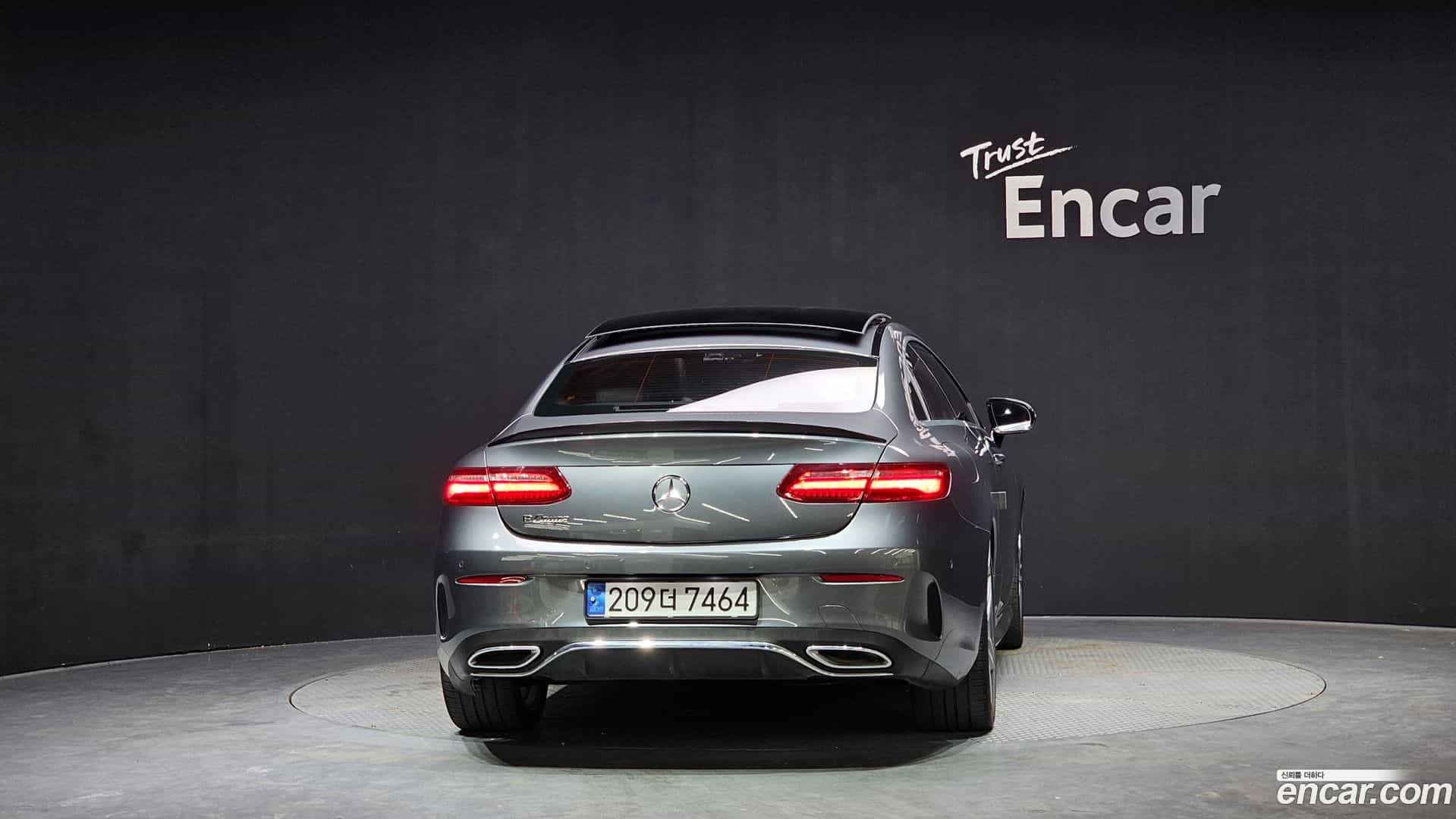 E-Class Mercedes-Benz 2017.11-OUTER-004