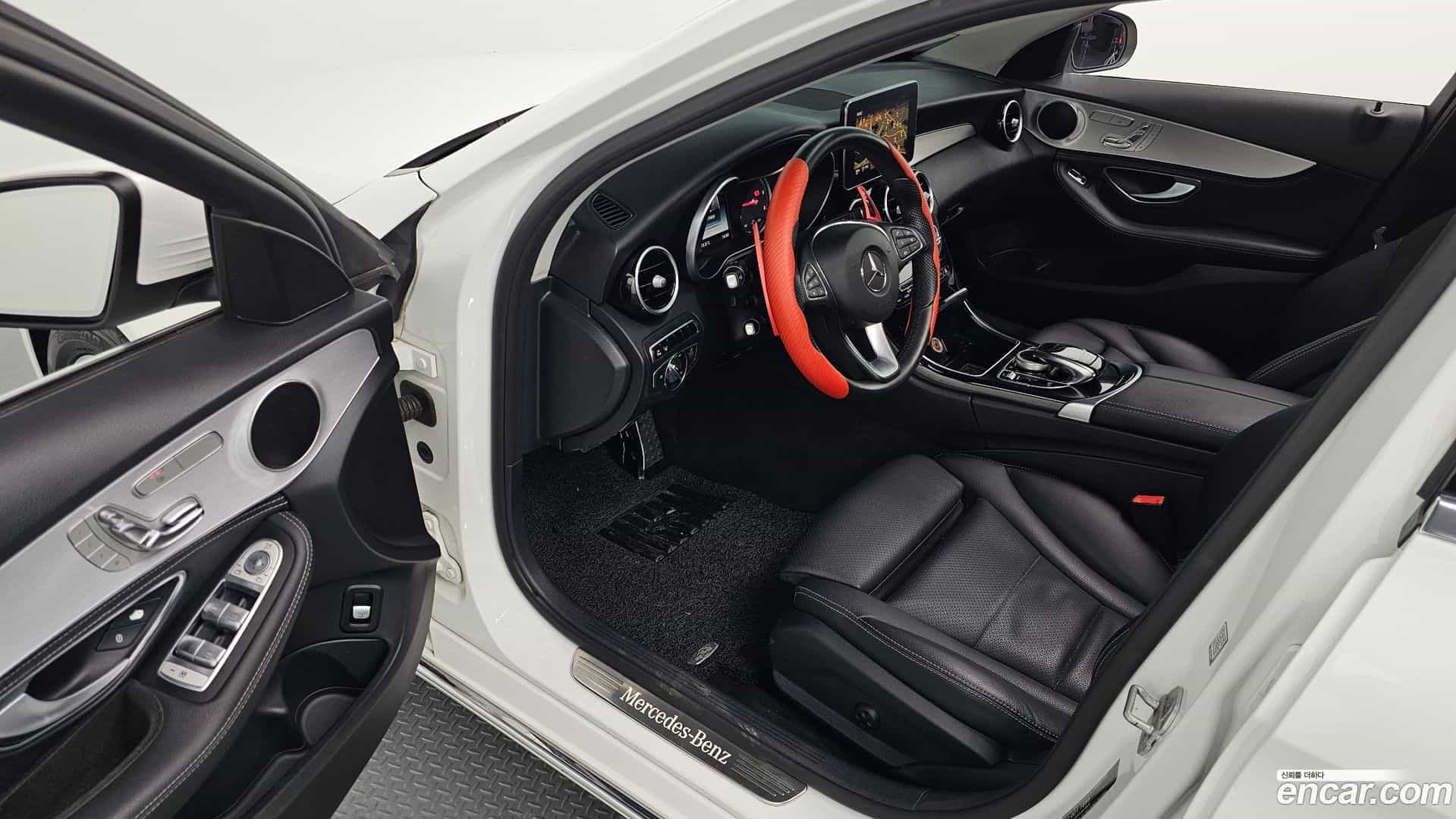 C-Class Mercedes-Benz 2015.7-INNER-010