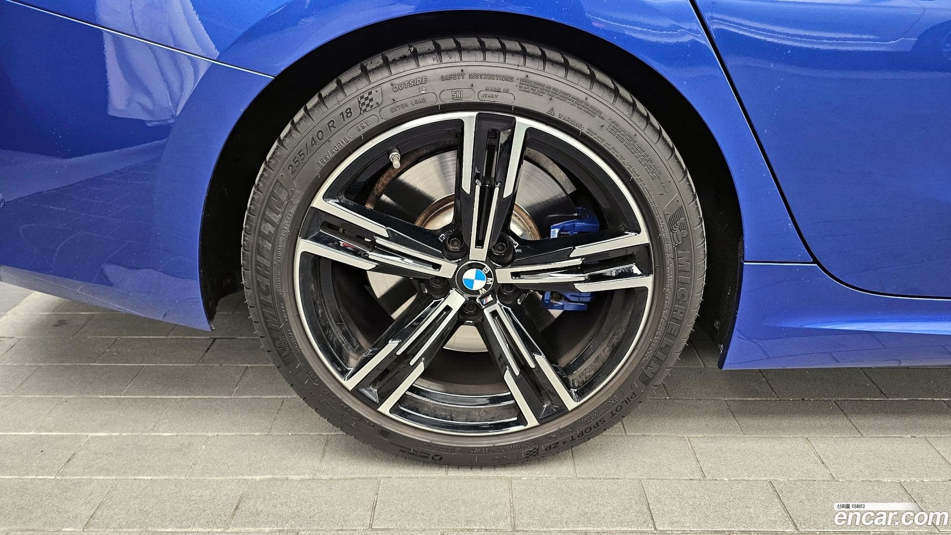 Main__Slider__Photo:3-Series BMW 2022.11-4