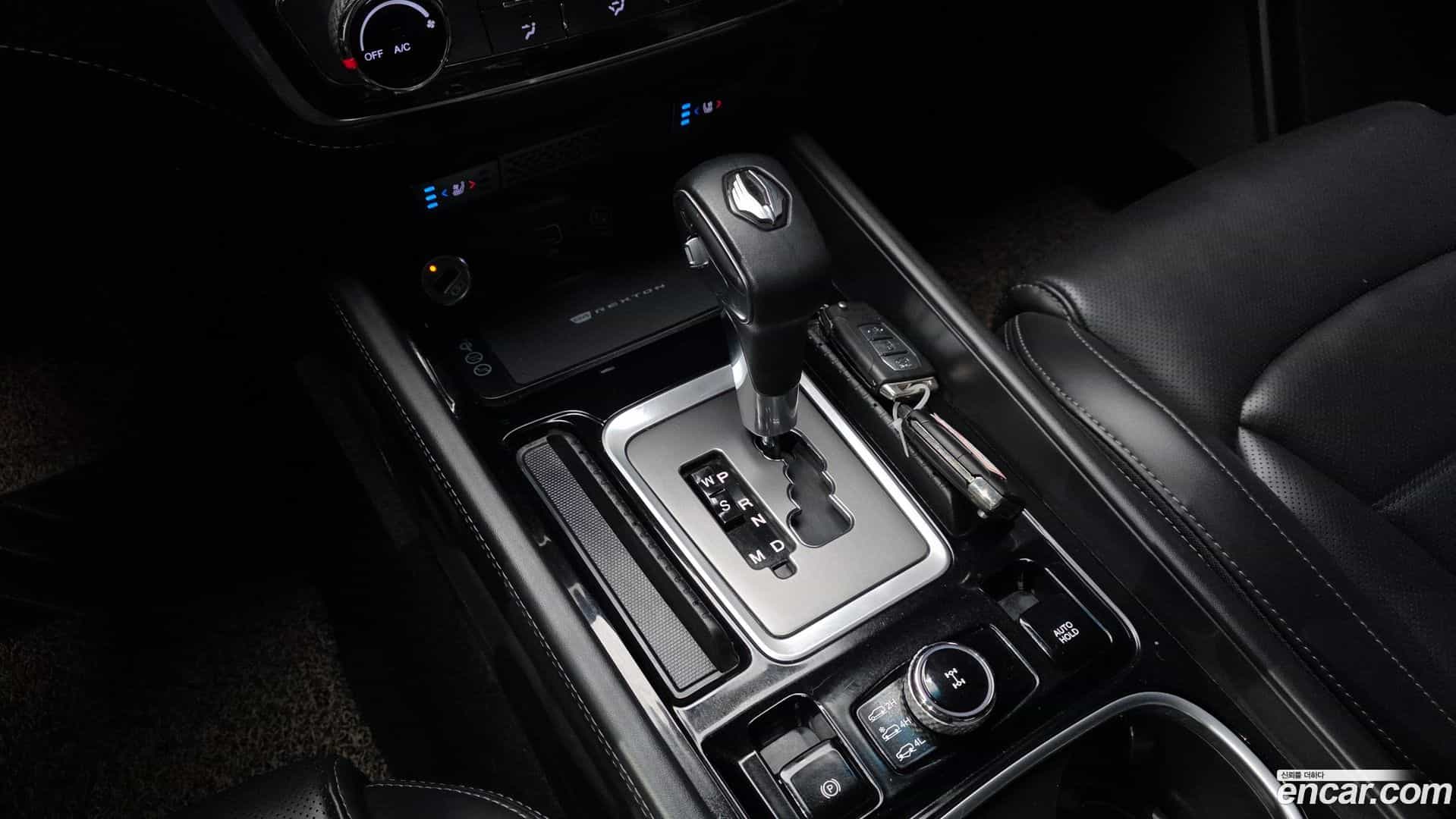 Rexton KG Mobility 2018.9-INNER-009