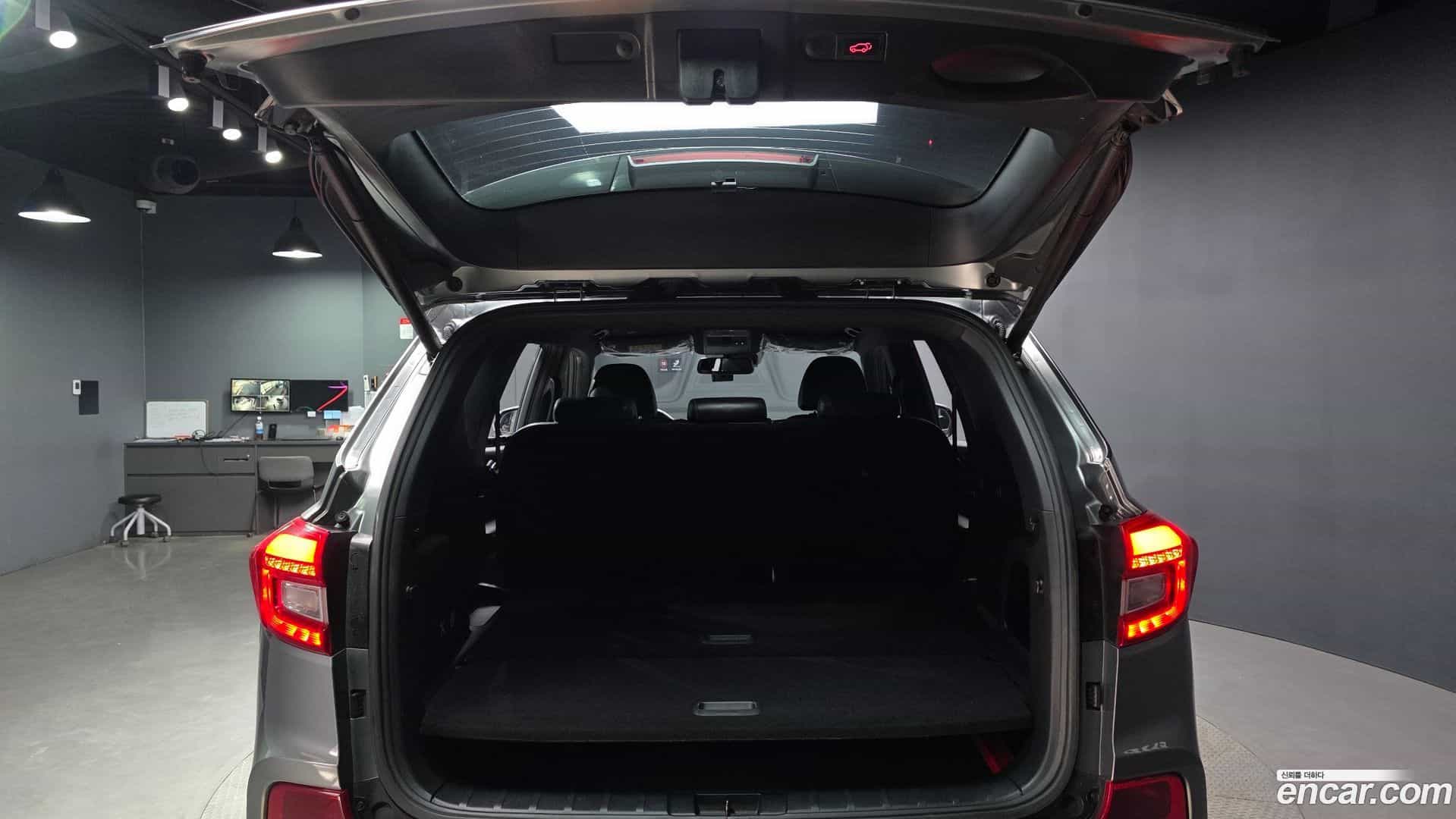 Rexton KG Mobility 2018.9-OPTION-024