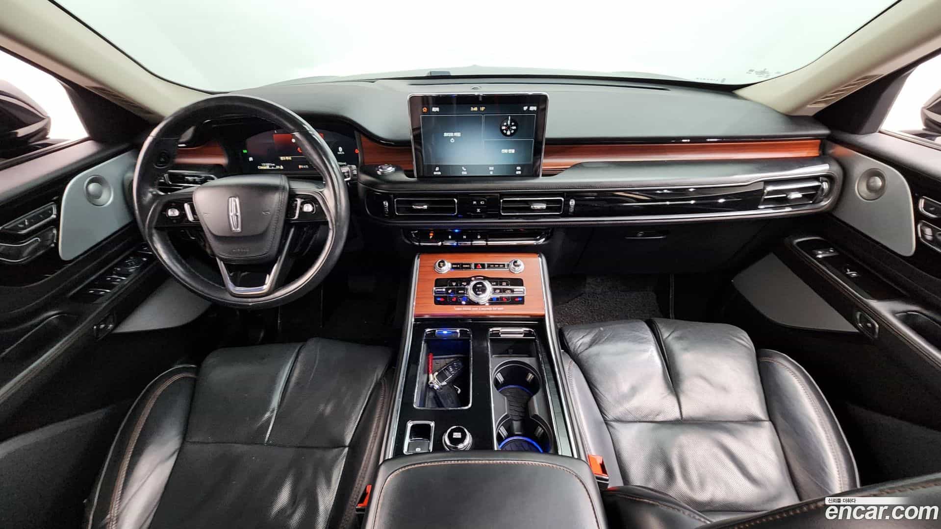 Aviator Lincoln 2021.9-INNER-007