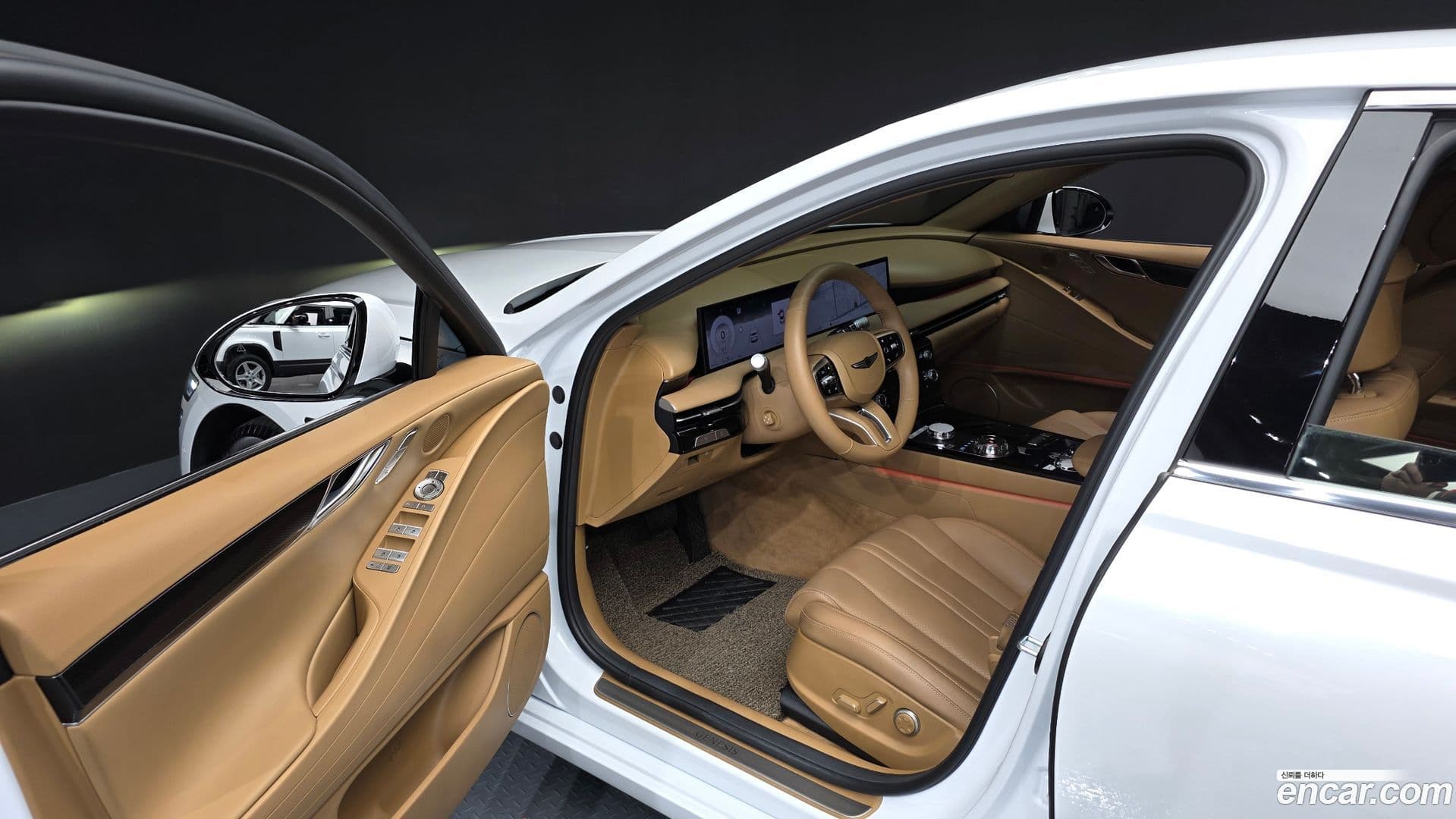 Main__Slider__Photo:G80 Genesis 2025.3-9