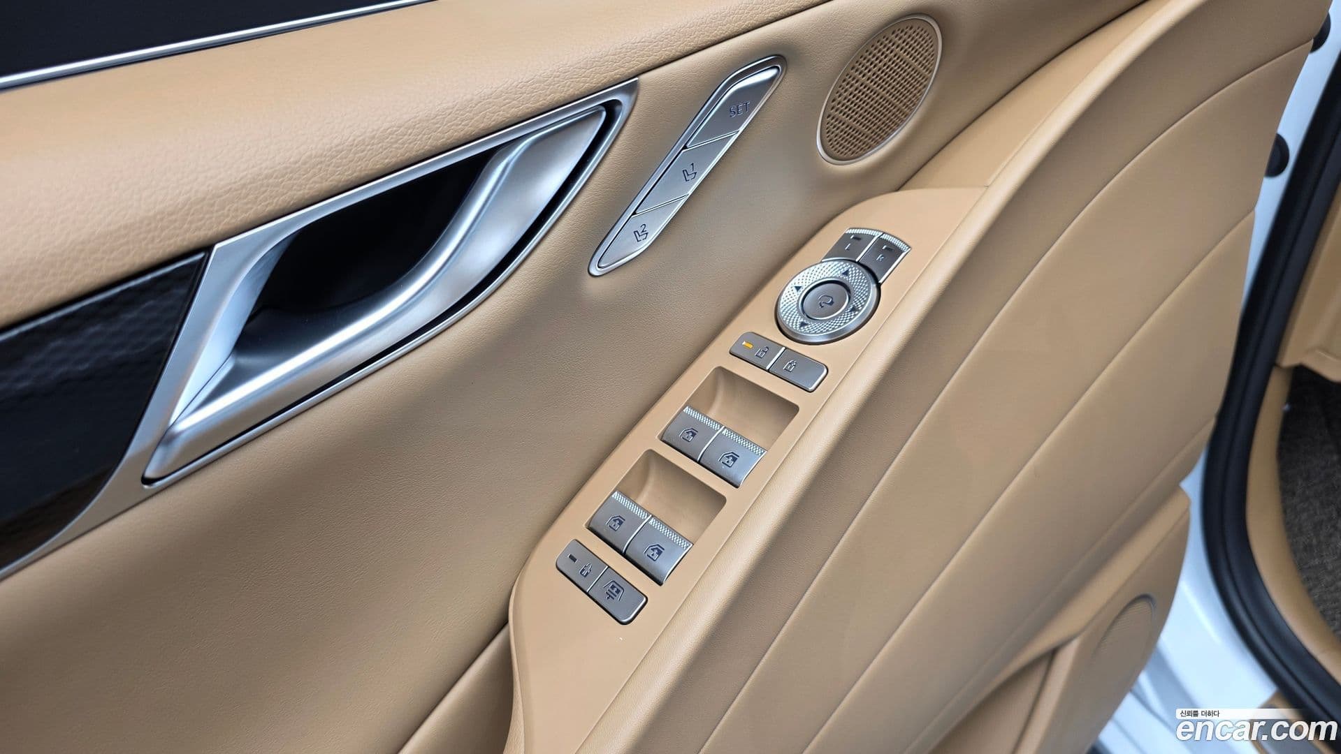 Main__Slider__Photo:G80 Genesis 2025.3-15