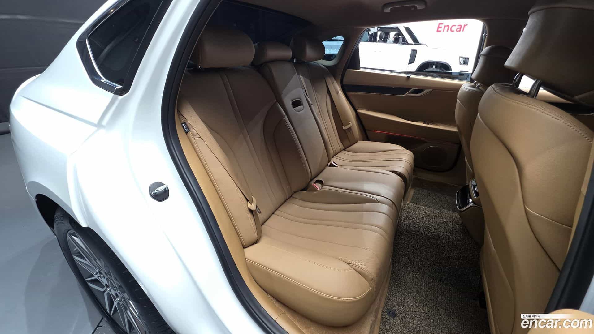 G80 Genesis 2025.3-INNER-036