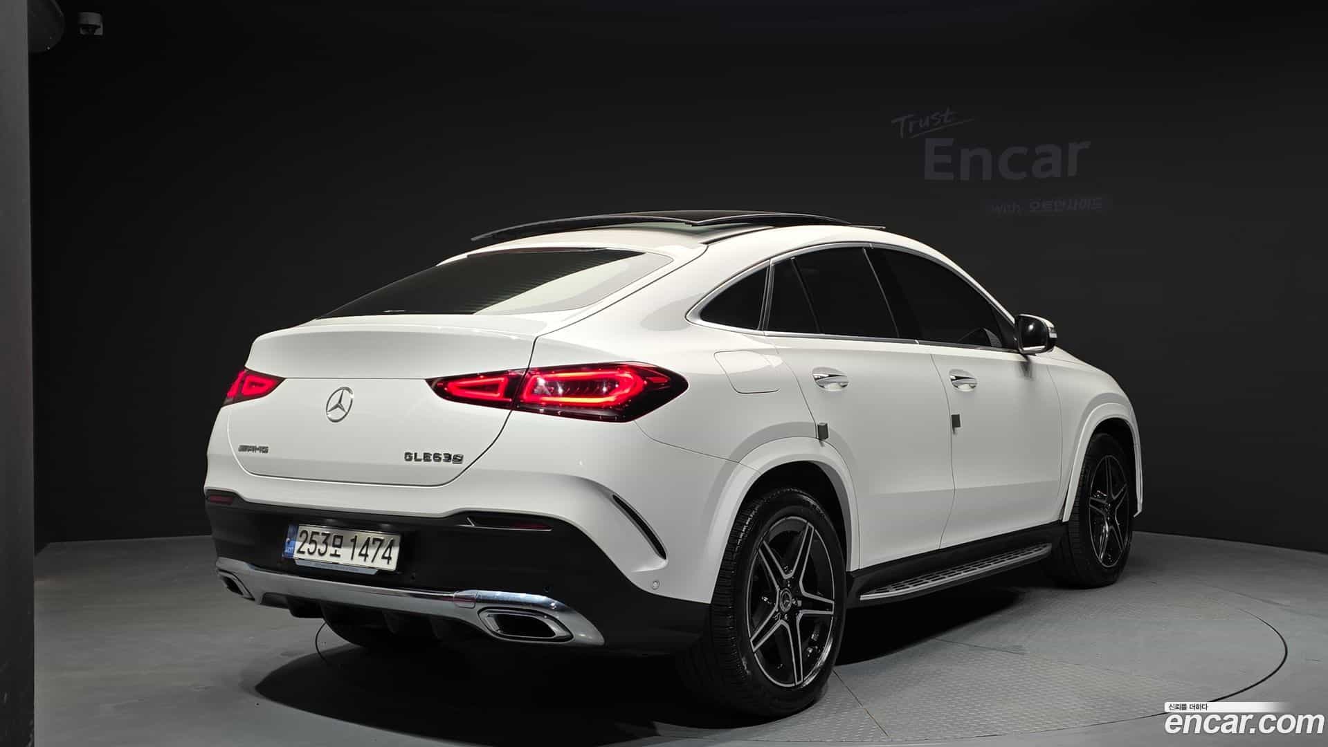 GLE-Class Mercedes-Benz 2021.1-OUTER-002
