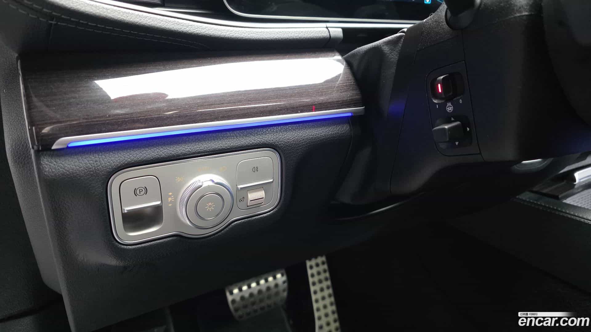 GLE-Class Mercedes-Benz 2021.1-OPTION-040