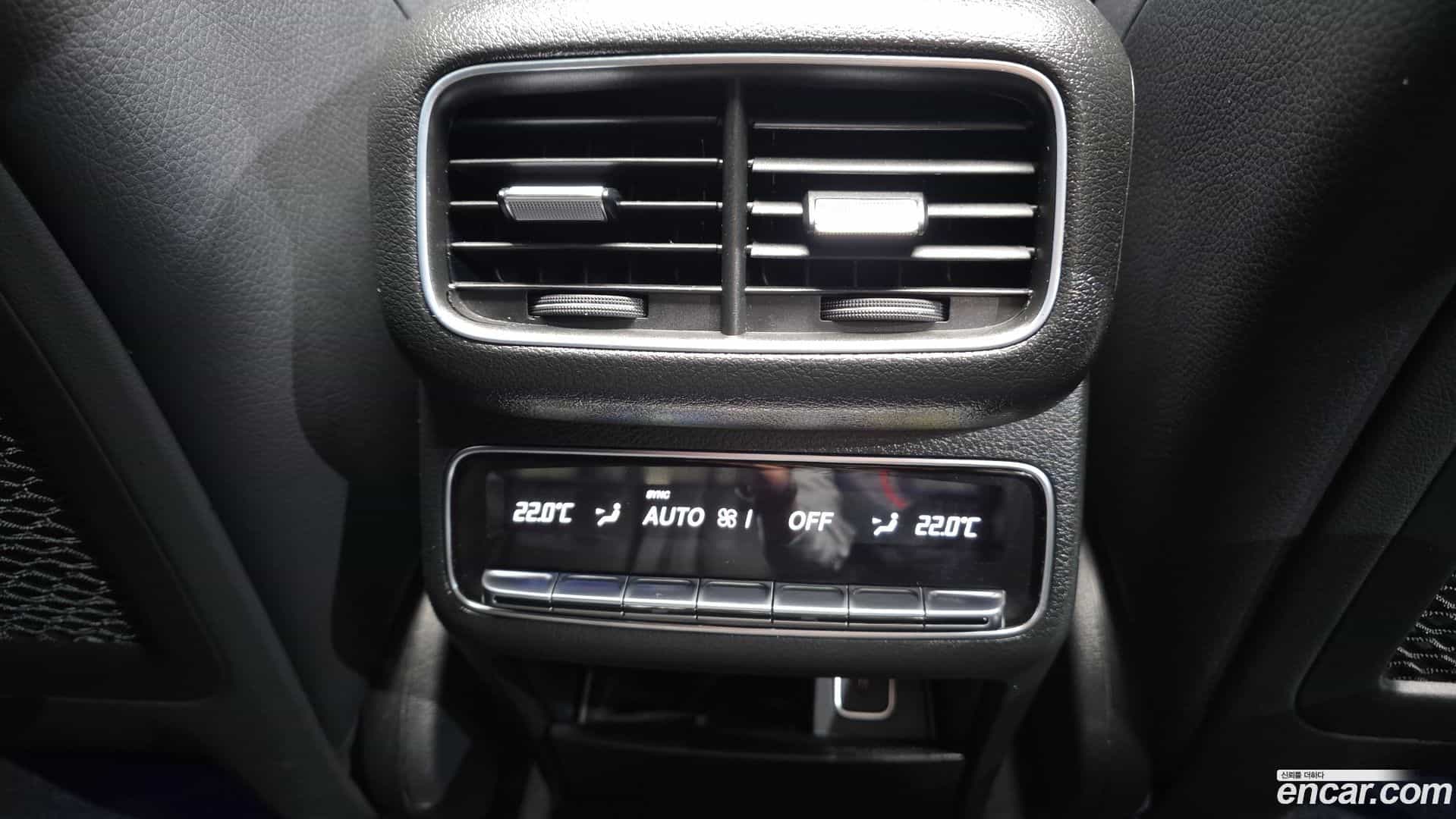 GLE-Class Mercedes-Benz 2021.1-OPTION-045