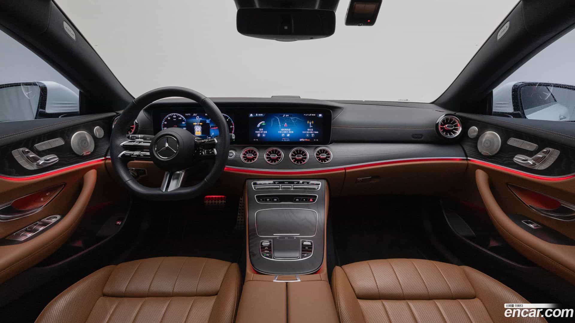 E-Class Mercedes-Benz 2023.4-INNER-007
