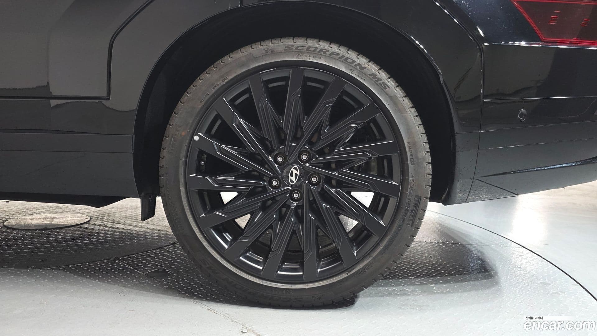 Main__Slider__Photo:Santafe Hyundai 2024.0-20