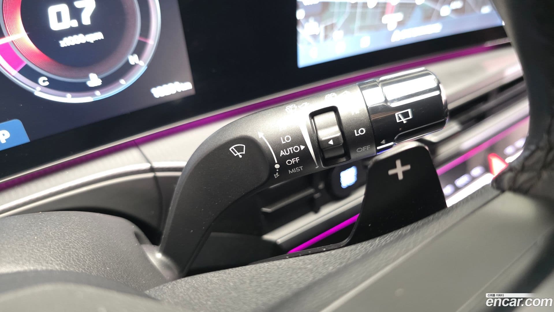 Main__Slider__Photo:Santafe Hyundai 2024.0-26