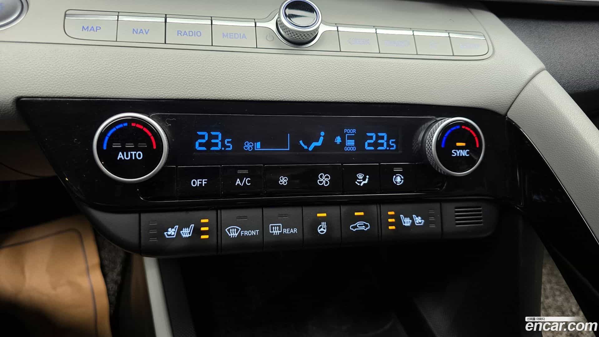 AVANTE Hyundai 2020.6-OPTION-044