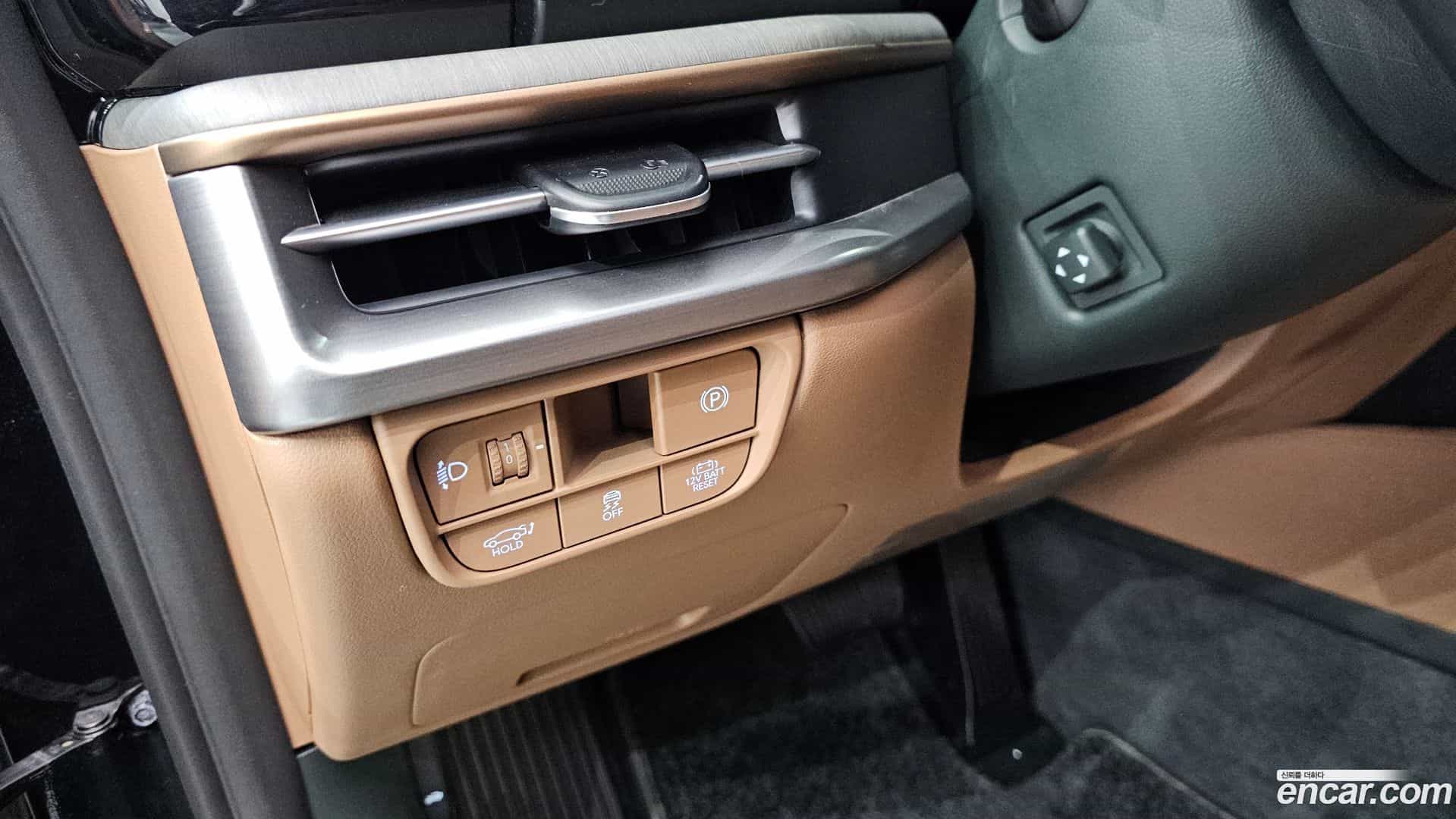 Grandeur Hyundai 2023.11-OPTION-016