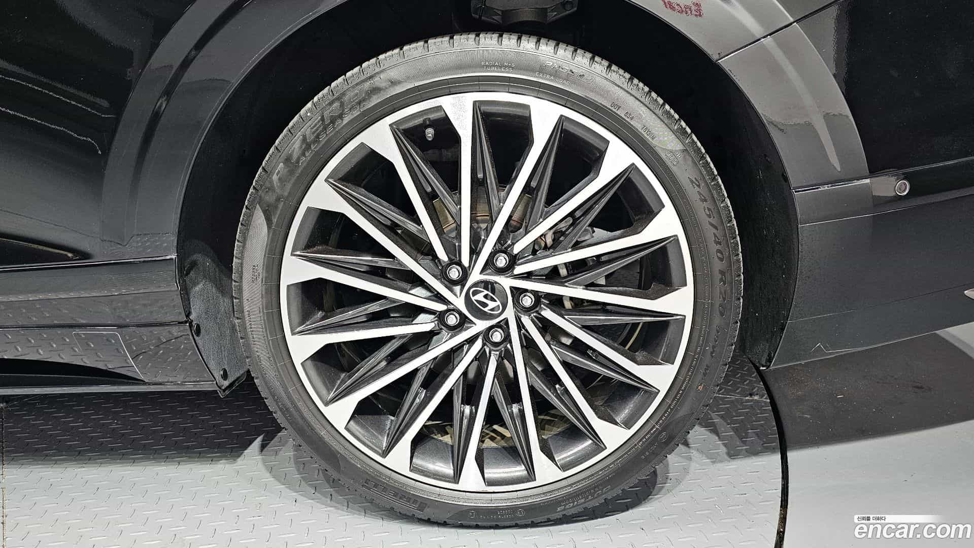 Grandeur Hyundai 2023.11-OUTER-031