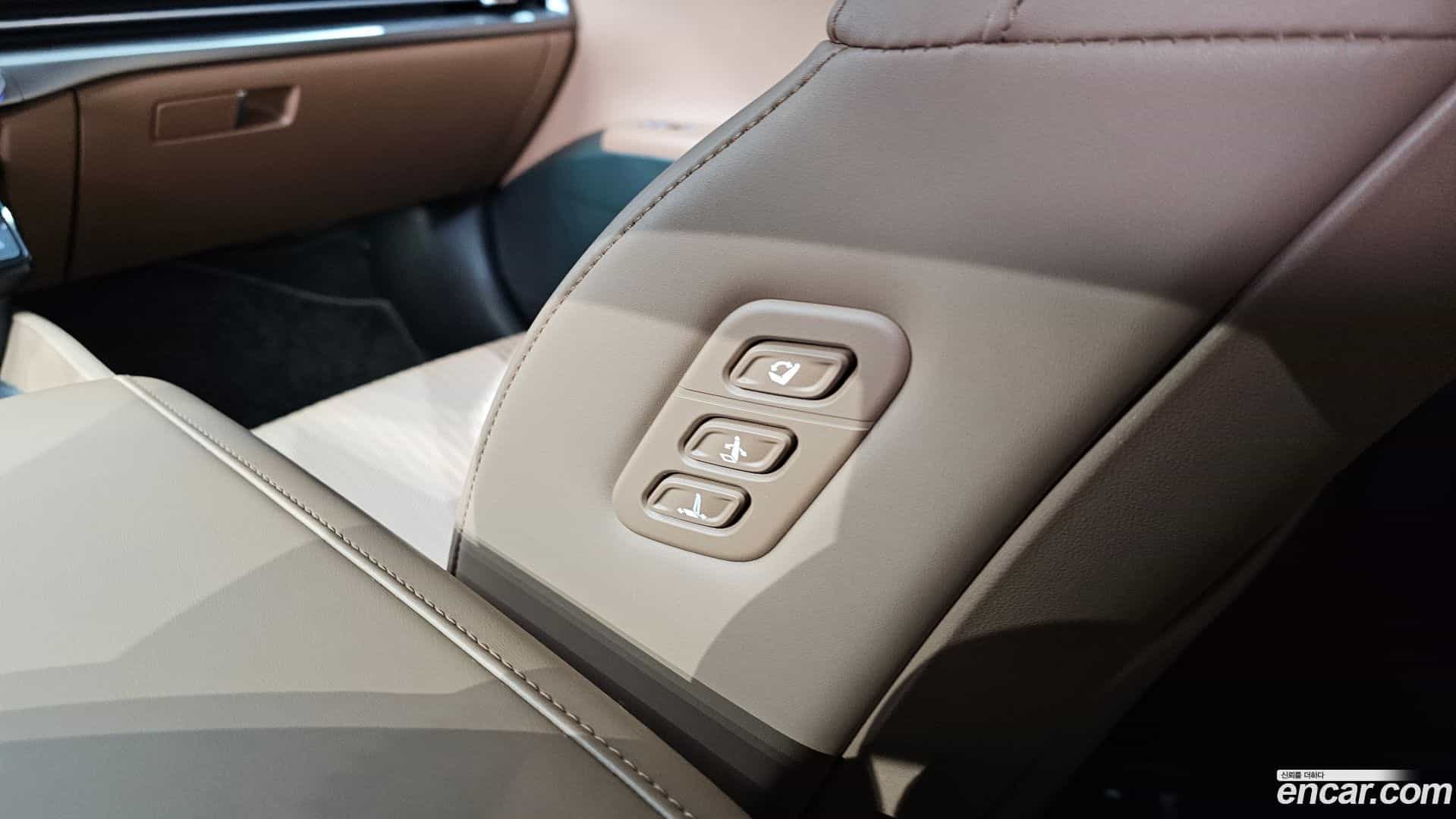 Grandeur Hyundai 2023.11-OPTION-040