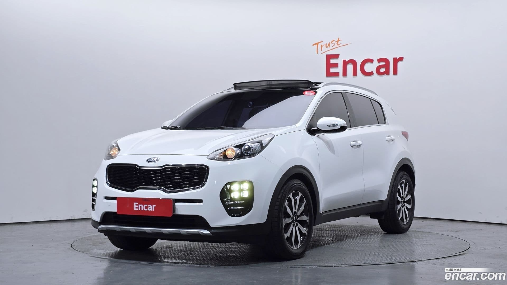 Main__Slider__Photo:Sportage Kia 2016.2-0