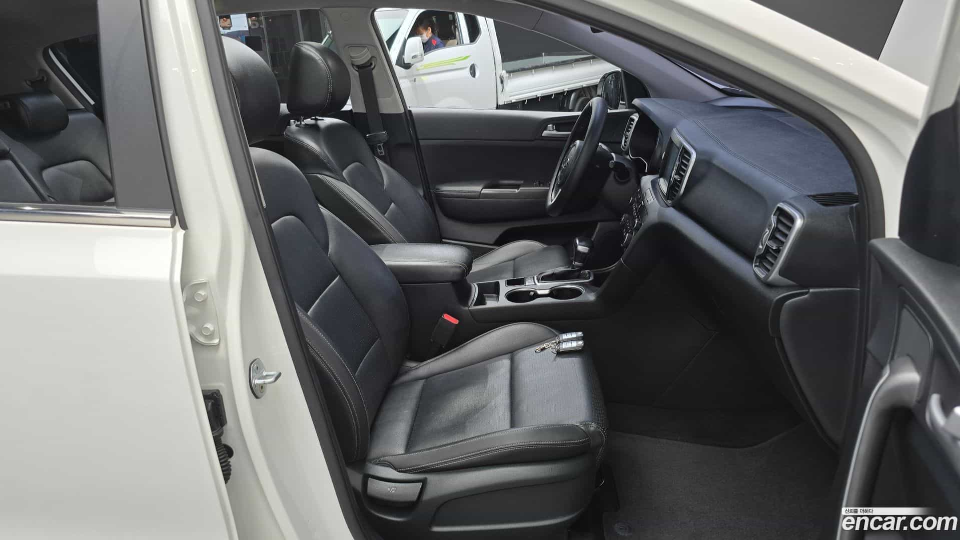 Sportage Kia 2016.2-OPTION-015