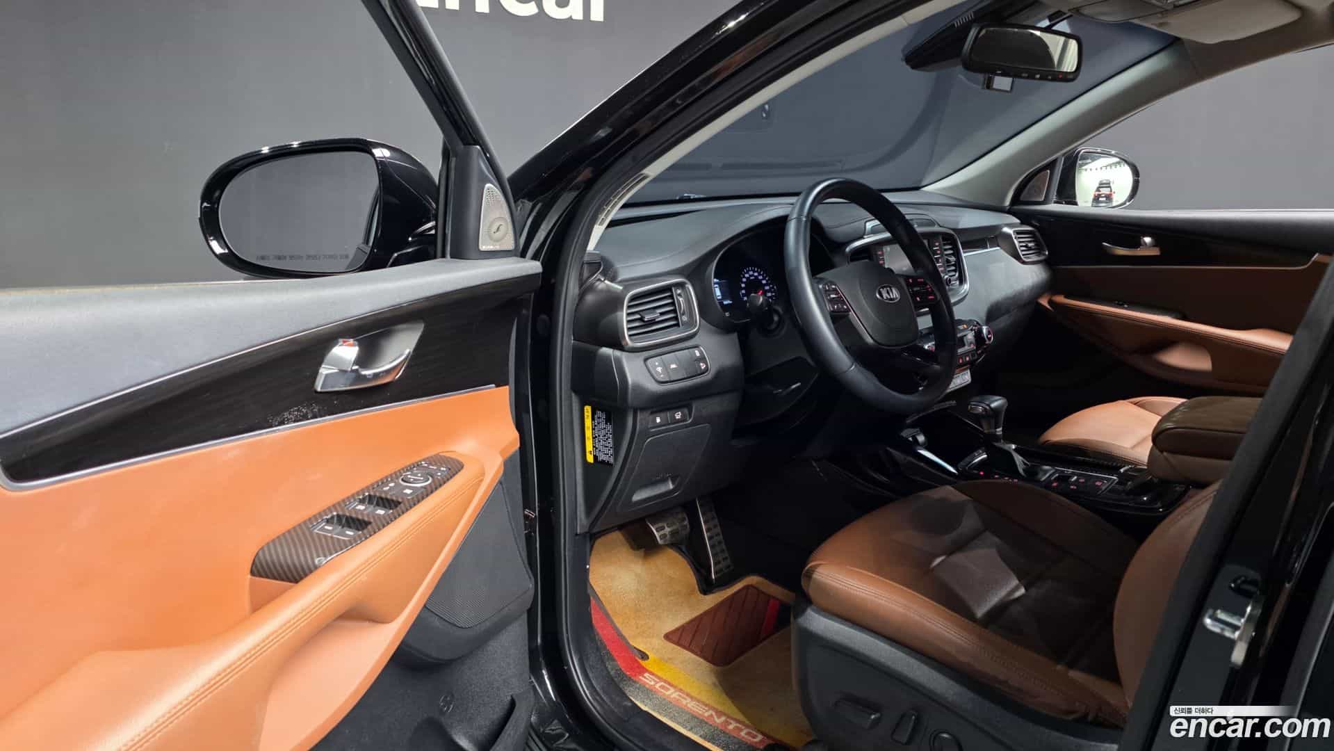 Sorento Kia 2018.5-INNER-010