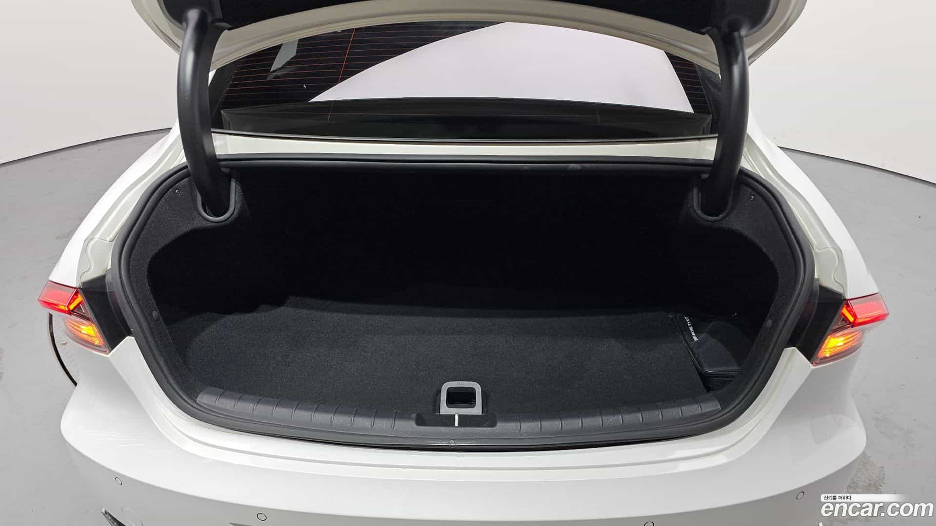 Grandeur Hyundai 2020.1-OPTION-021