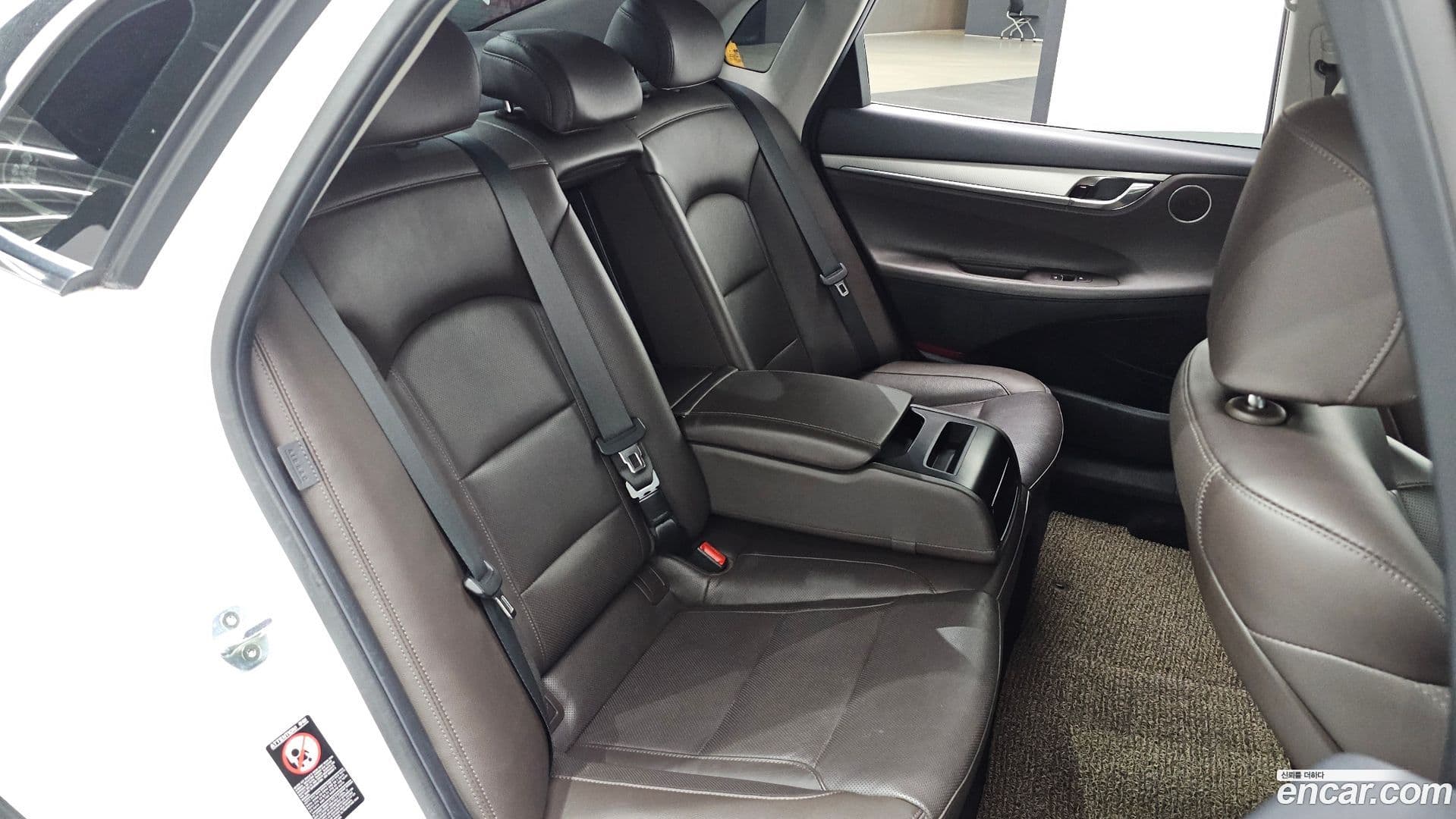 Main__Slider__Photo:Grandeur Hyundai 2020.1-29