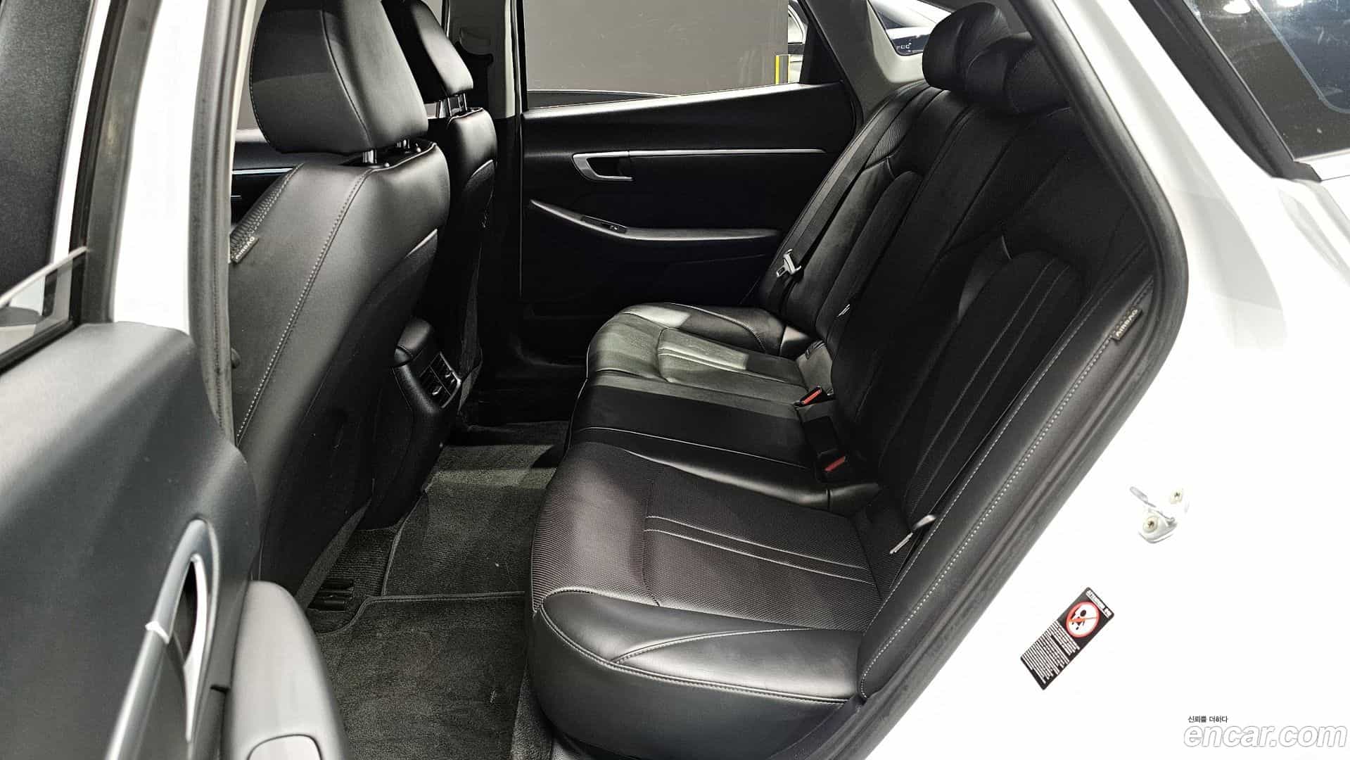 Sonata Hyundai 2019.3-OPTION-015