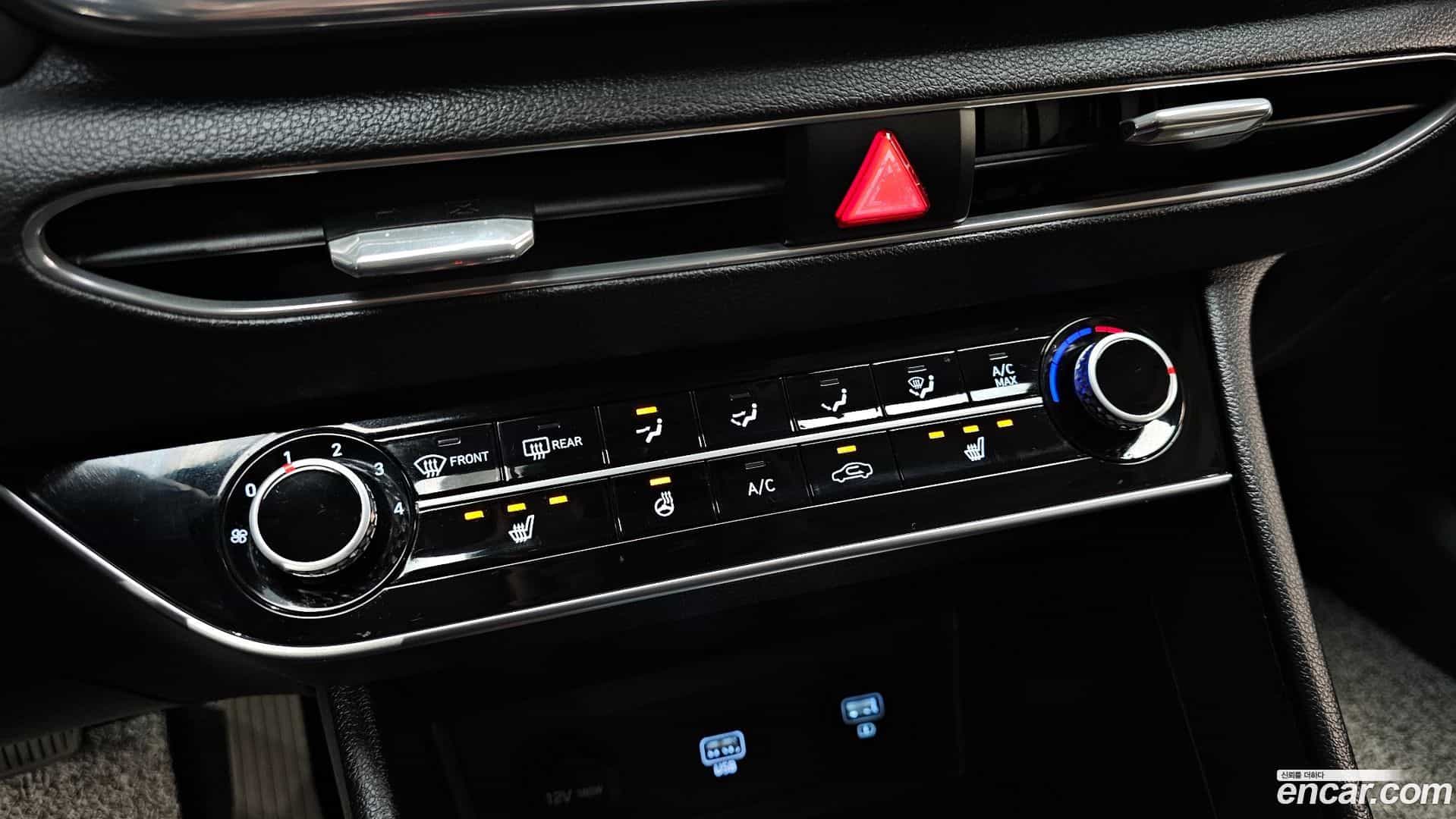 Sonata Hyundai 2019.3-OPTION-023