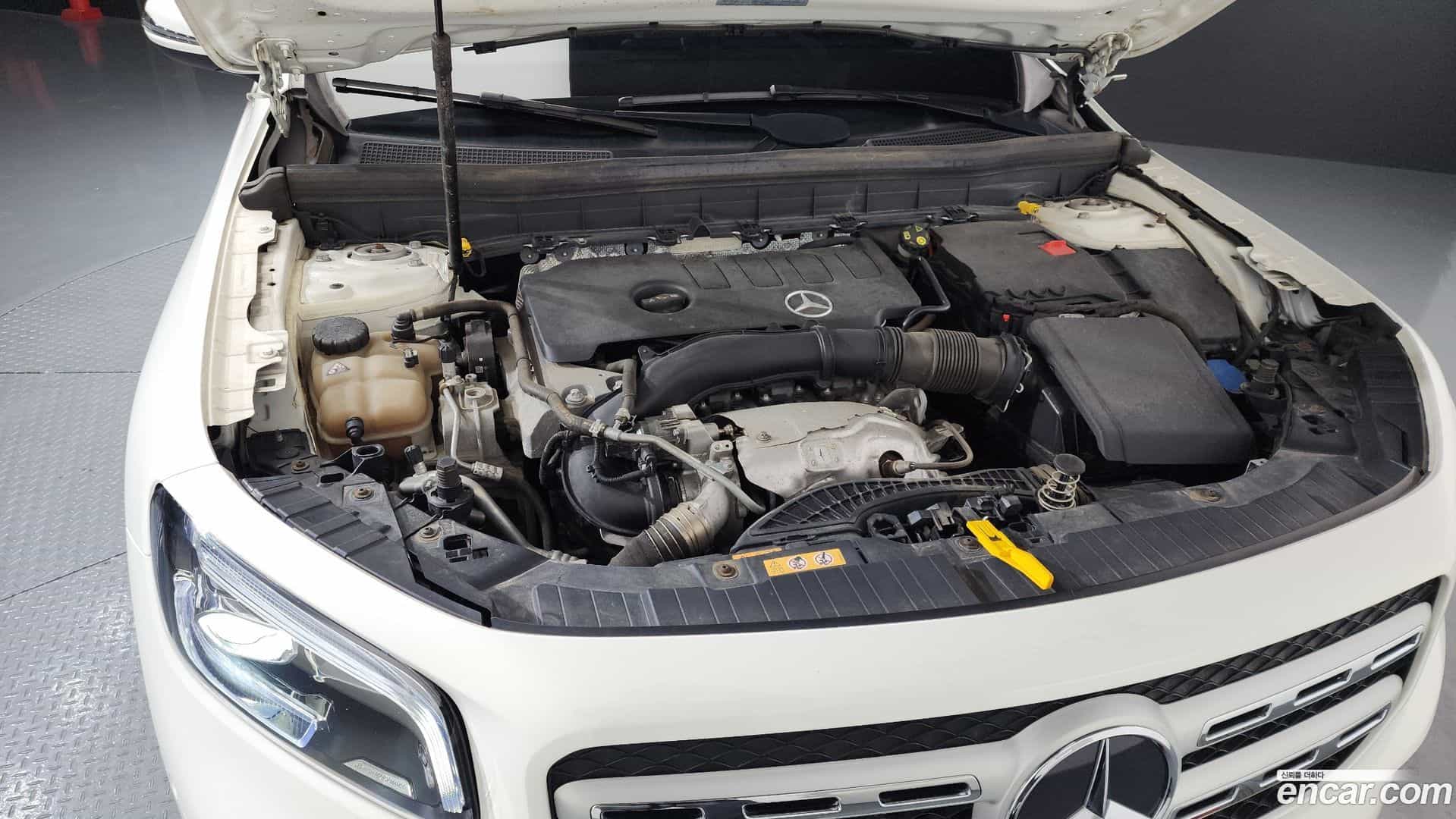 GLB-Class Mercedes-Benz 2021.1-OUTER-006
