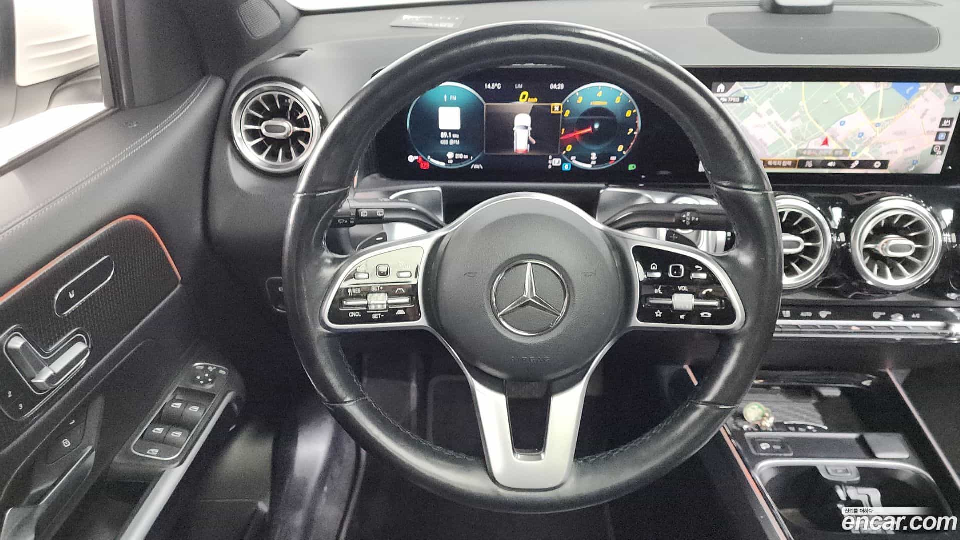 GLB-Class Mercedes-Benz 2021.1-OPTION-018