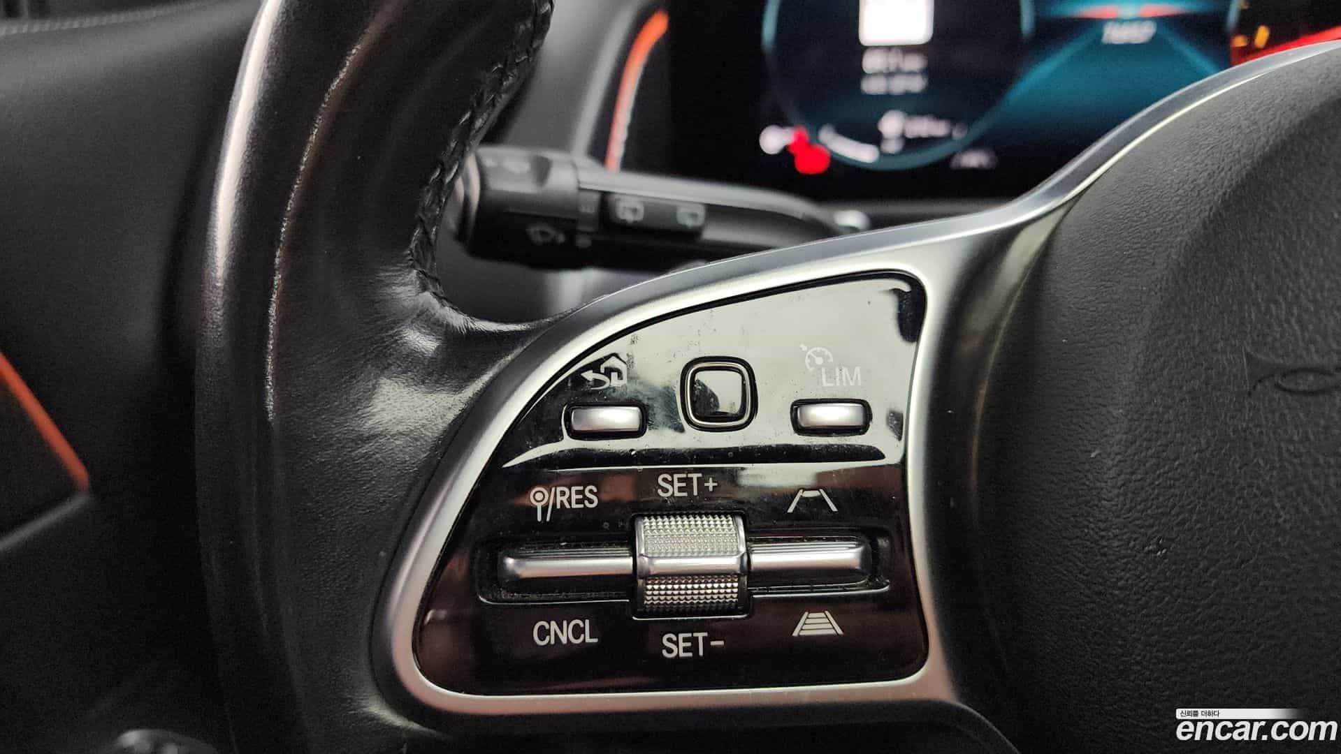 GLB-Class Mercedes-Benz 2021.1-OPTION-020
