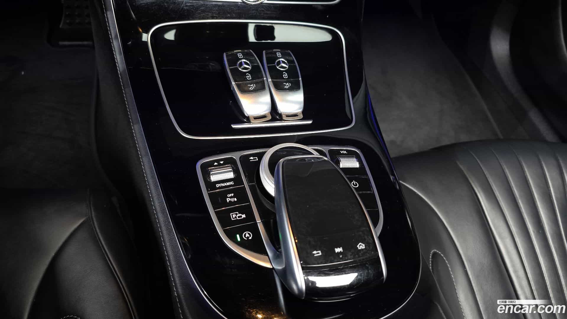 CLS-Class Mercedes-Benz 2020.4-OPTION-023