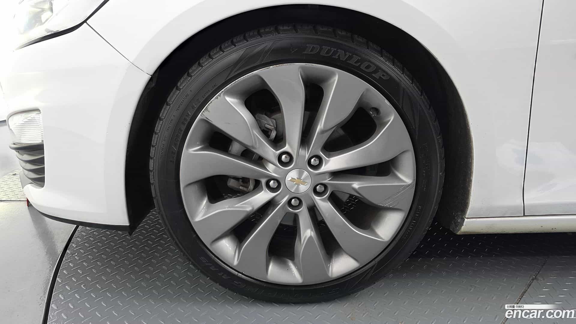 Malibu Chevrolet 2019.9-OUTER-005