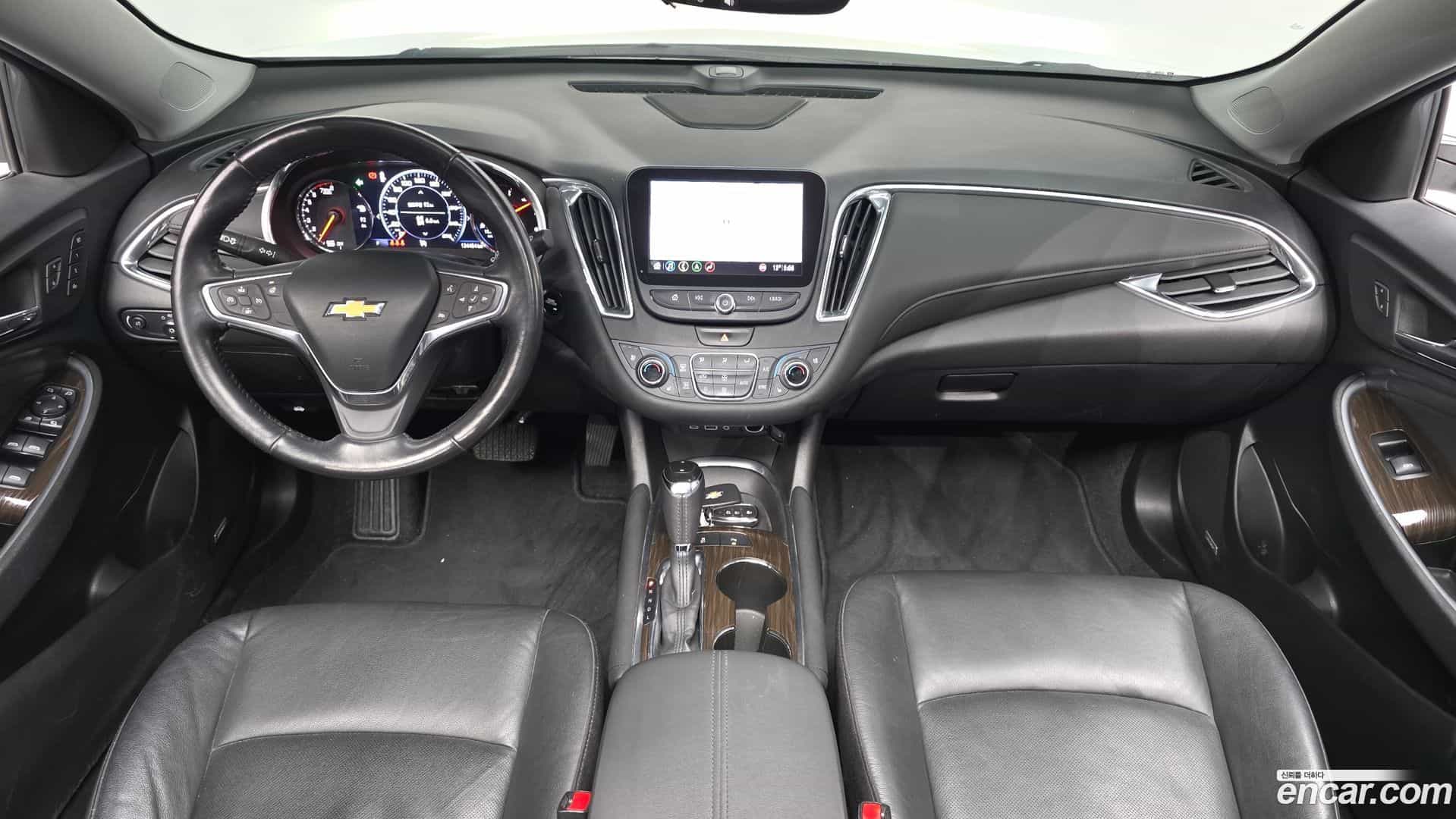 Malibu Chevrolet 2019.9-INNER-007