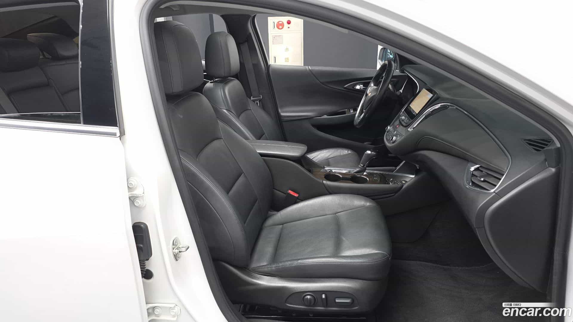Malibu Chevrolet 2019.9-OPTION-015