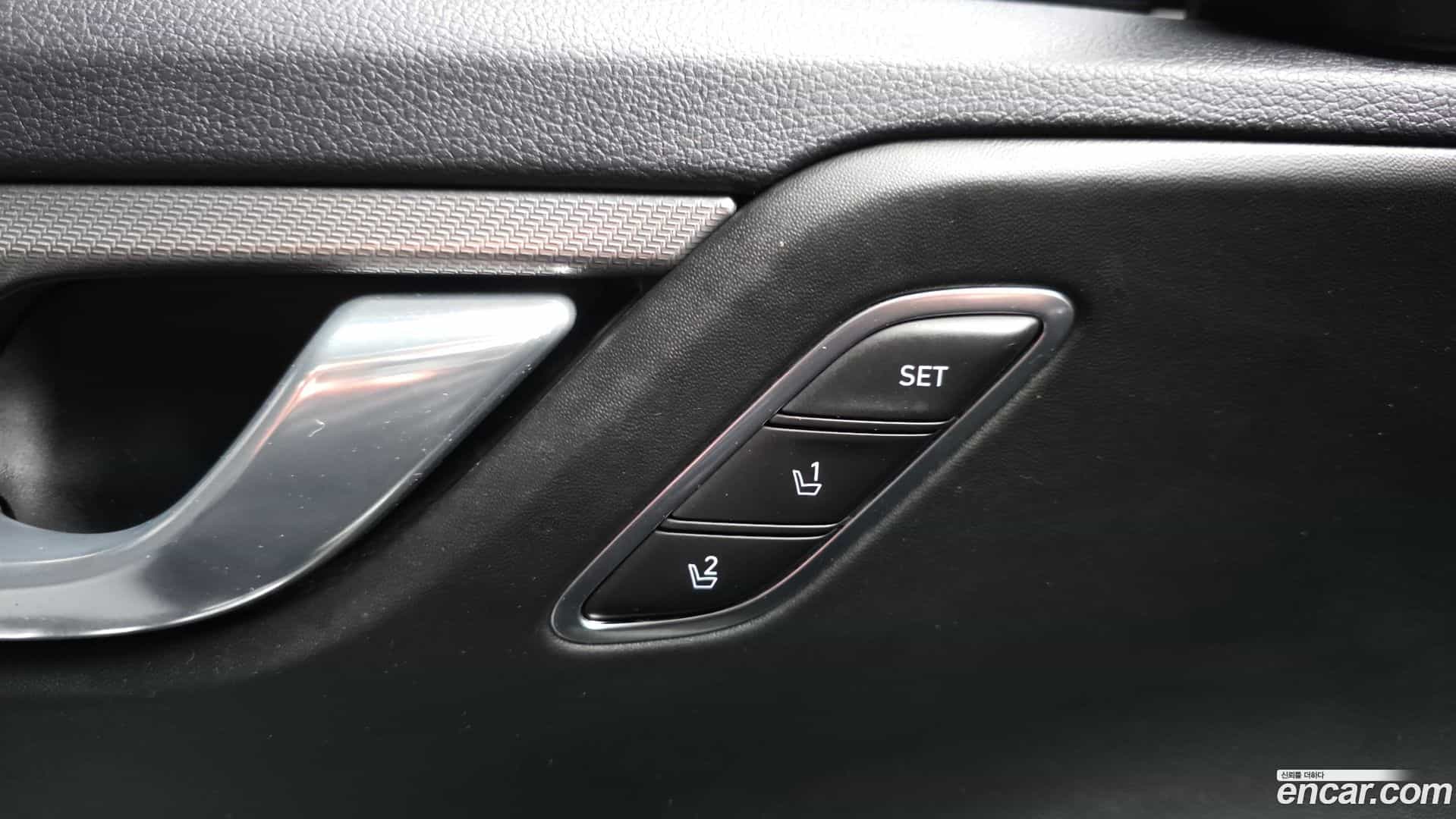 Grandeur Hyundai 2021.2-OPTION-044