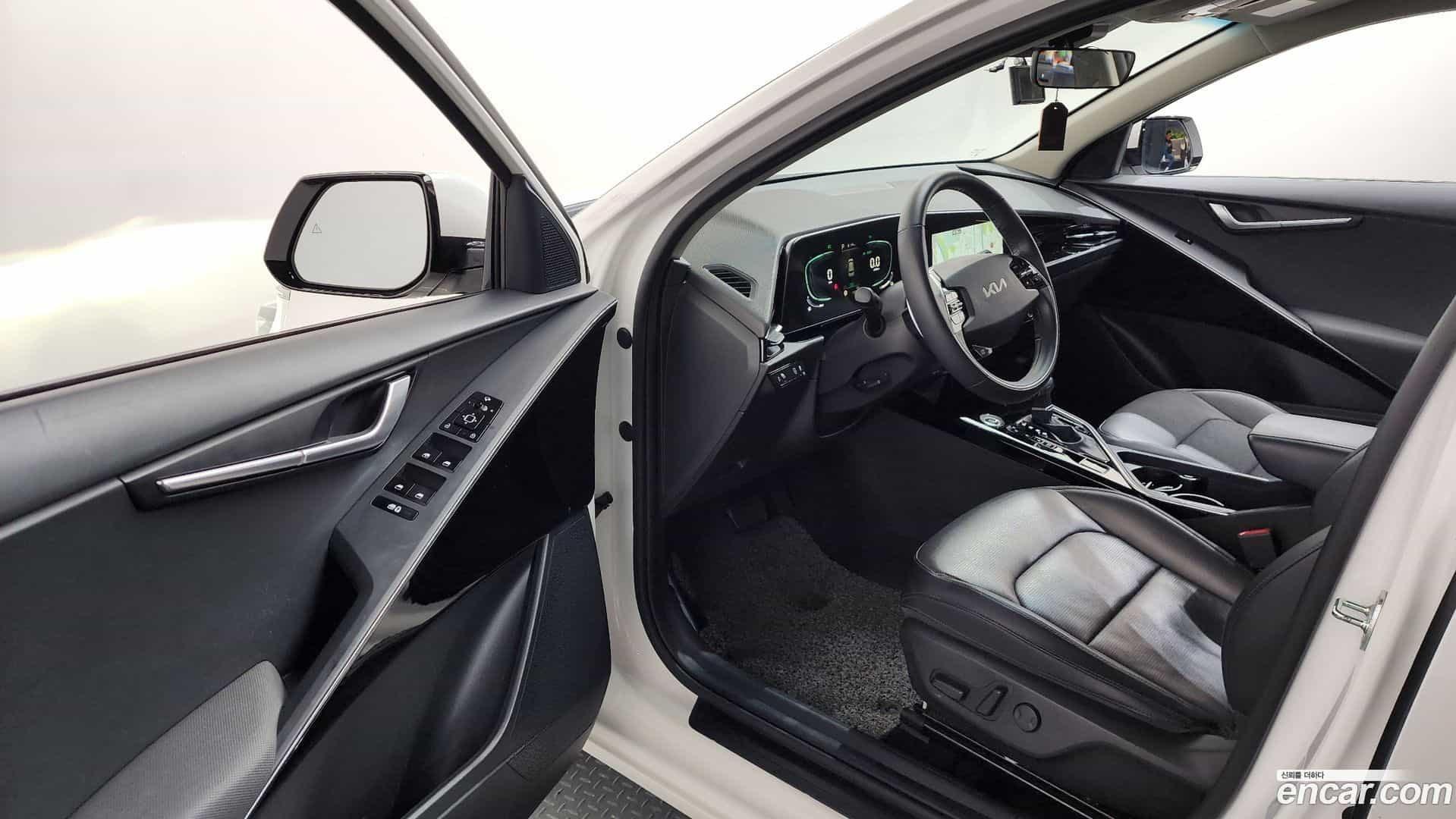Niro Kia 2022.1-INNER-010