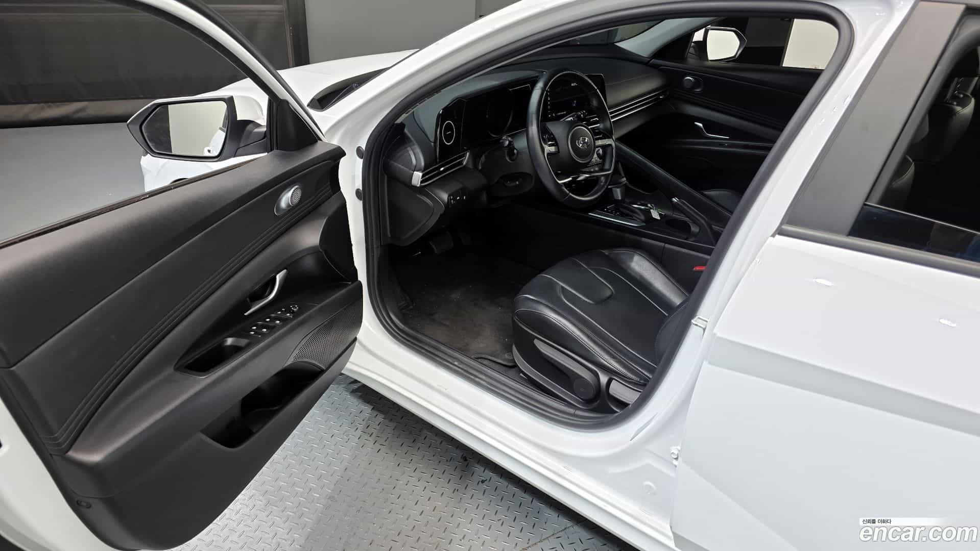 AVANTE Hyundai 2021.8-INNER-010