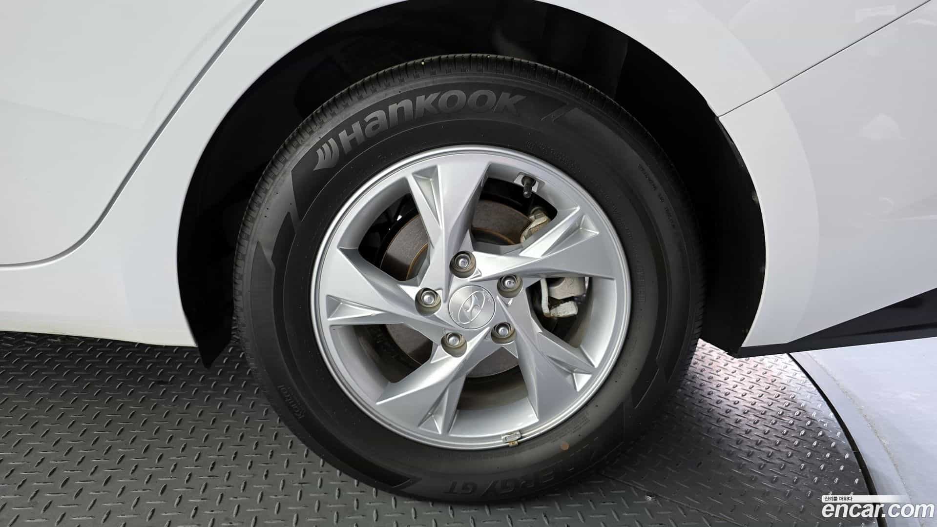 AVANTE Hyundai 2021.8-OUTER-031