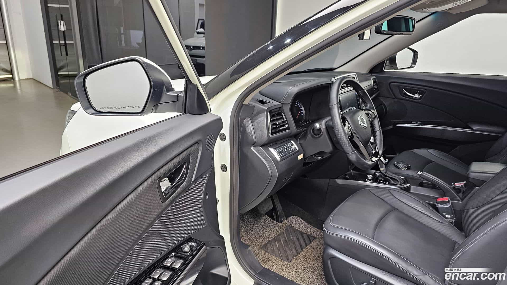 TIBOLI KG Mobility 2020.0-INNER-010