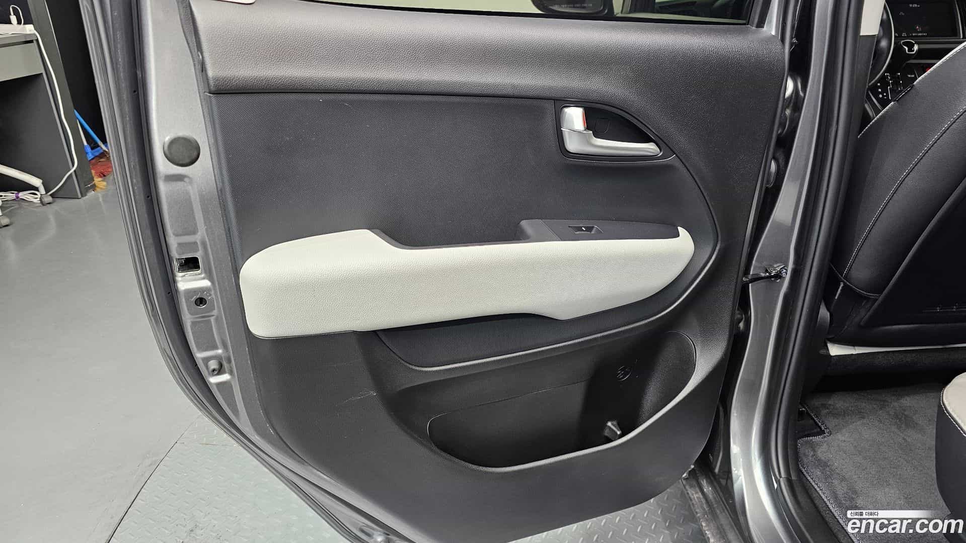 RAY Kia 2022.10-INNER-035