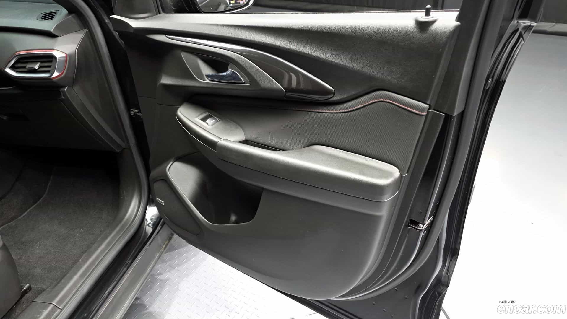 Trailblazer Chevrolet 2022.8-INNER-034