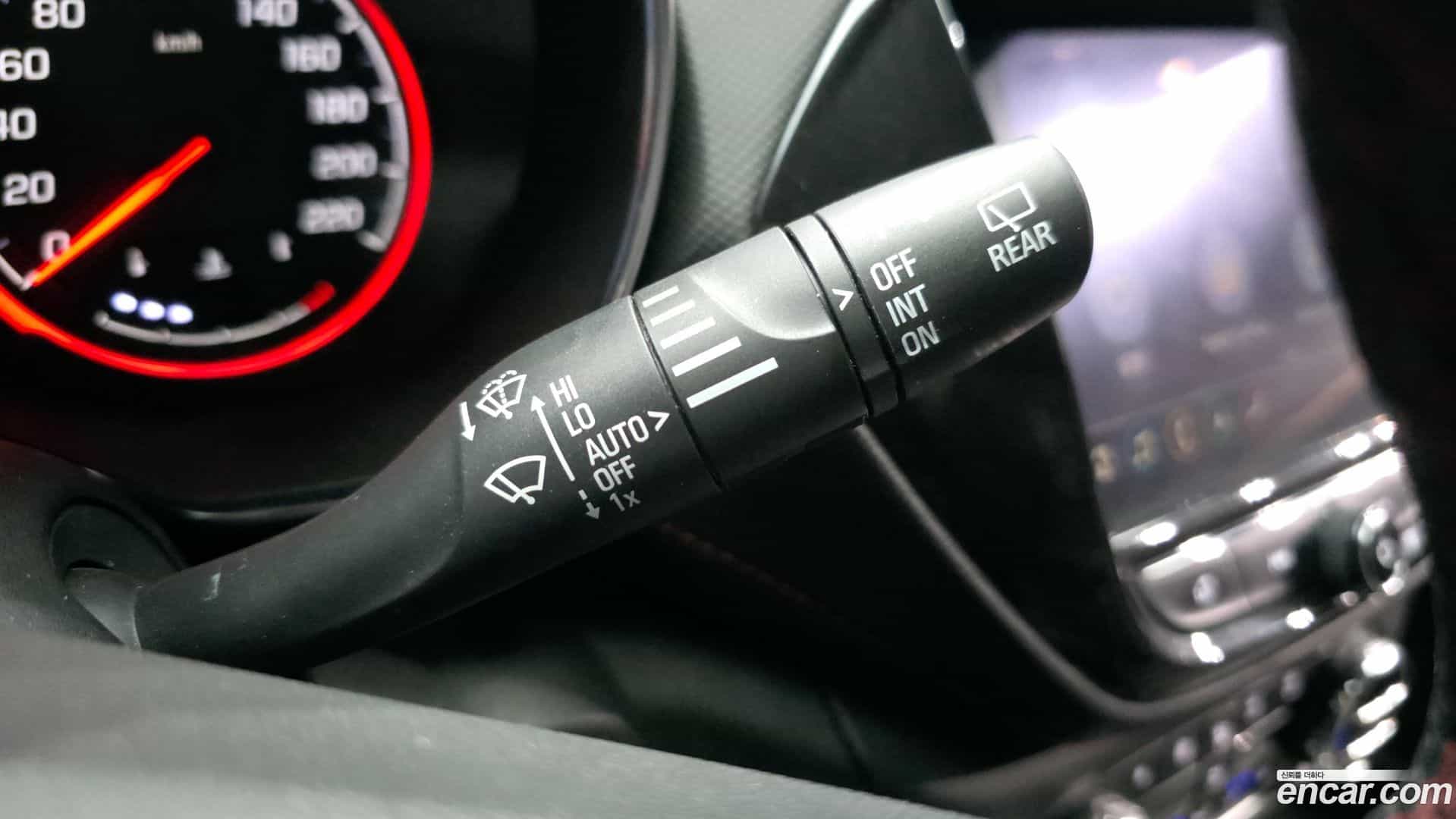 Trailblazer Chevrolet 2022.8-OPTION-040