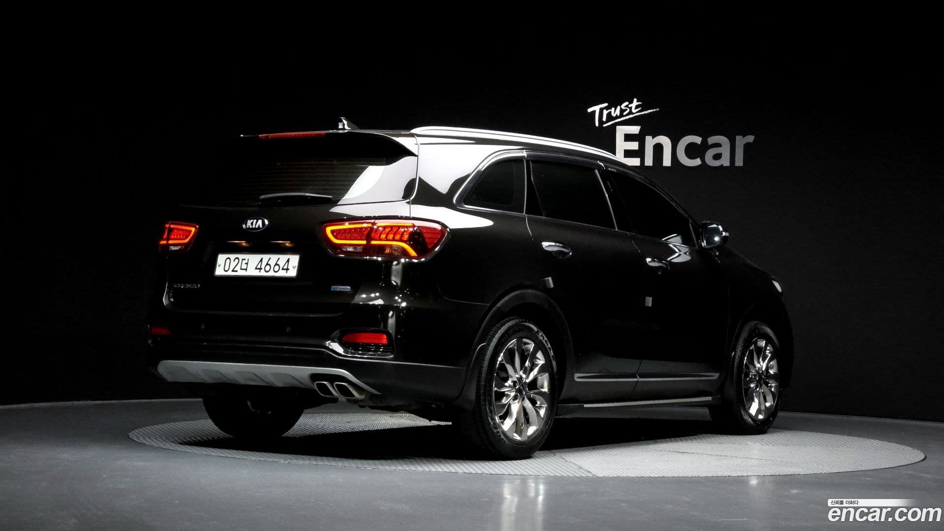 Main__Slider__Photo:Sorento Kia 2018.6-1