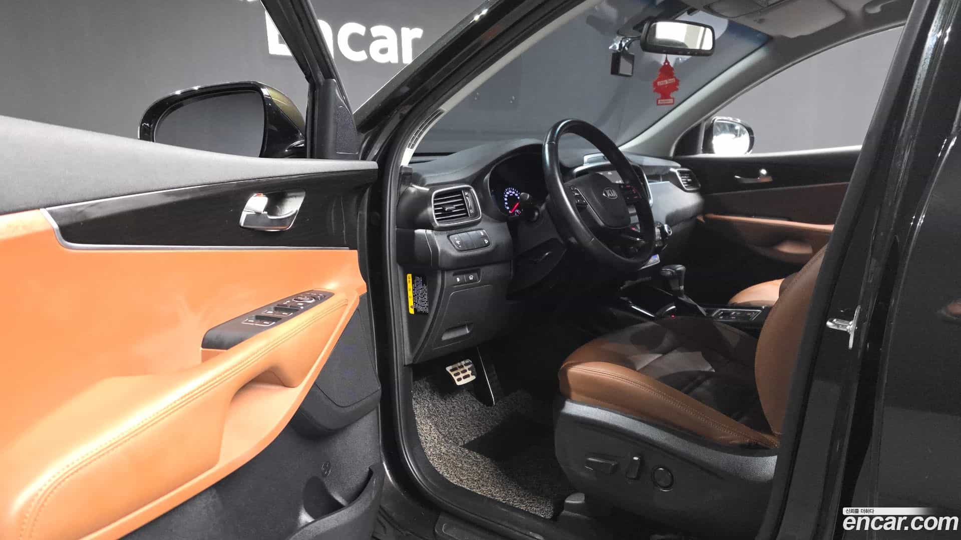 Sorento Kia 2018.6-INNER-010