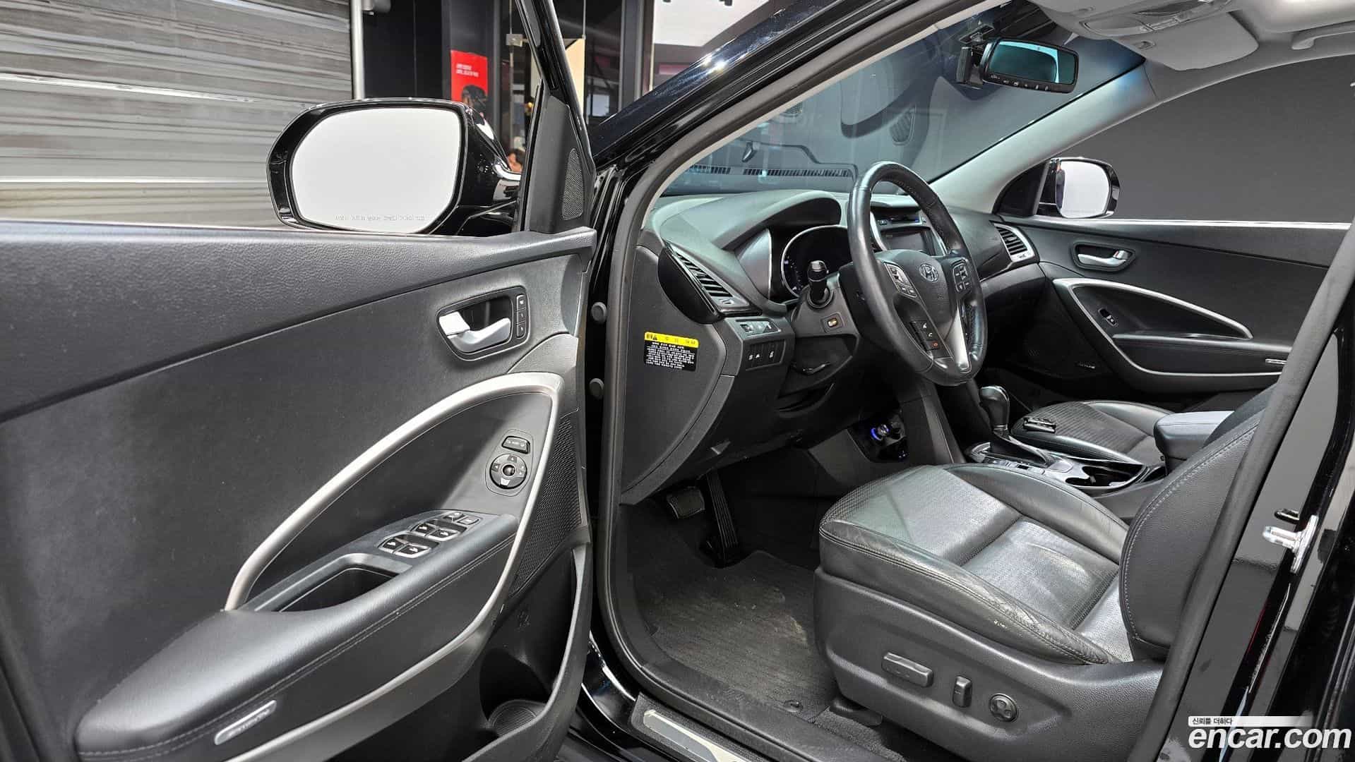 Santafe Hyundai 2014.3-INNER-010
