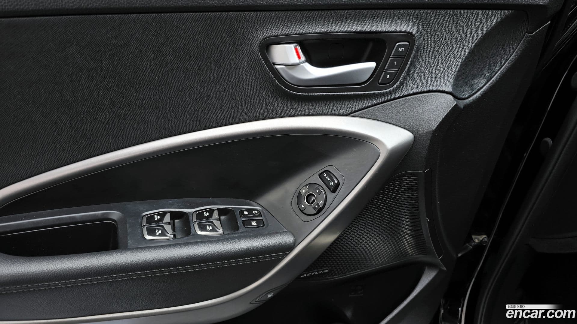 Main__Slider__Photo:Santafe Hyundai 2014.3-16