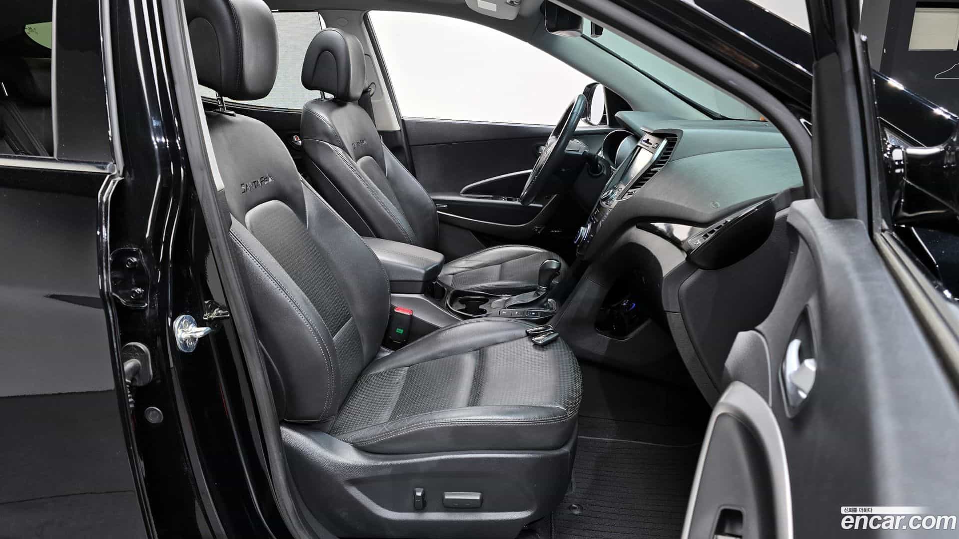 Santafe Hyundai 2014.3-INNER-036