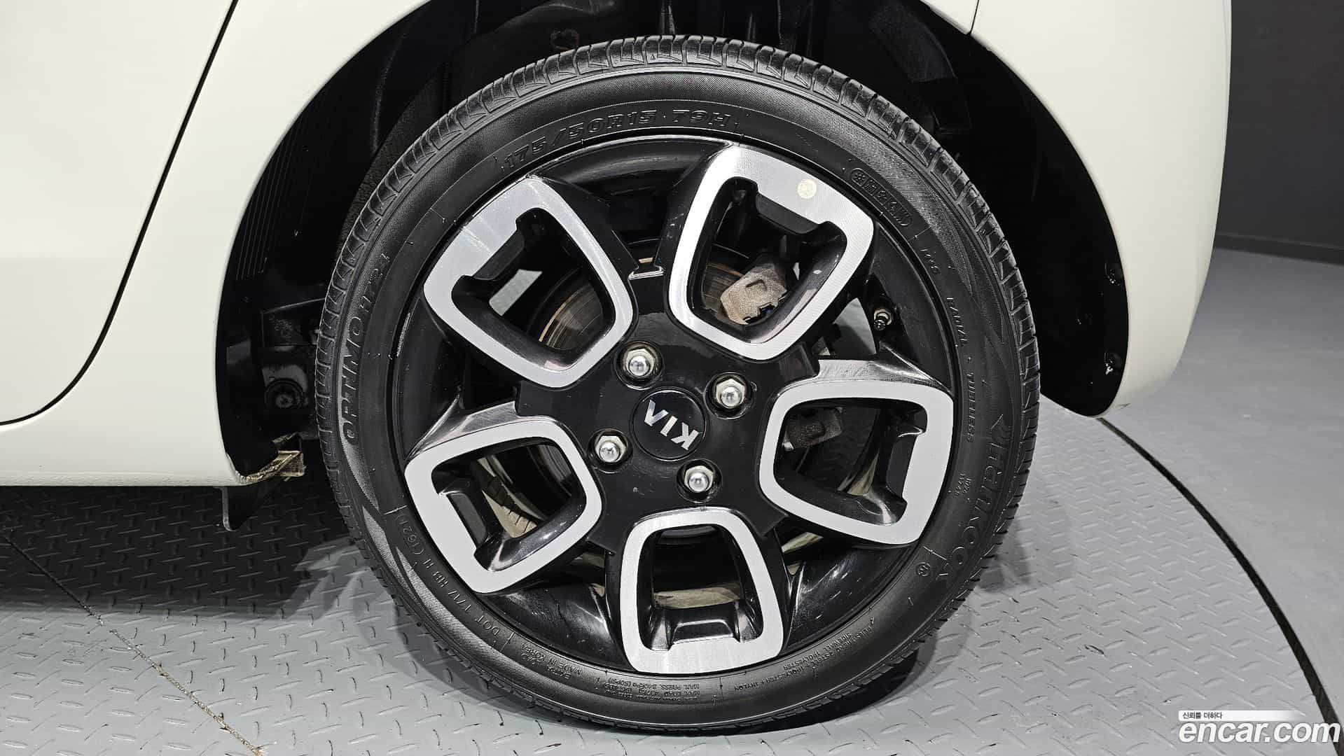 RAY Kia 2021.4-OUTER-031