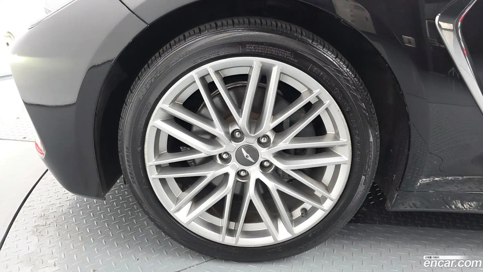 G70 Genesis 2018.11-OUTER-005