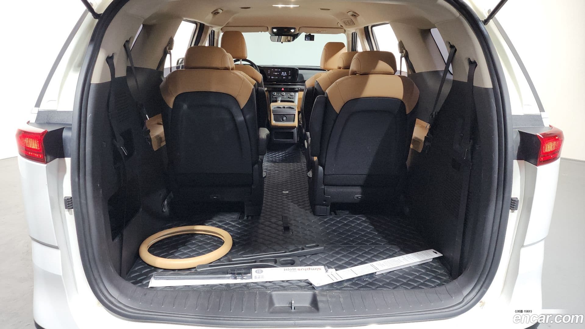 Main__Slider__Photo:Canival Kia 2021.7-15