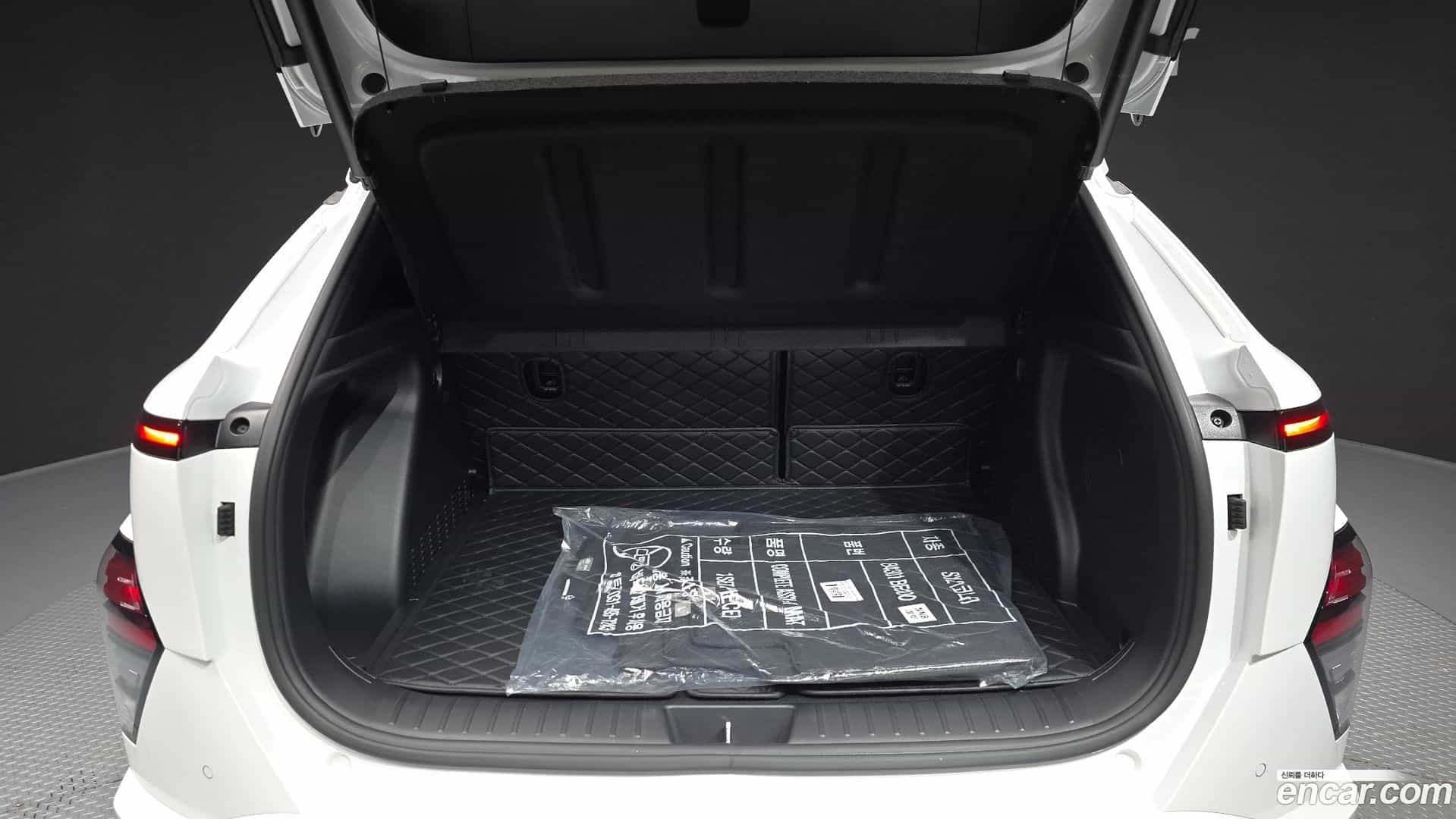 Kona Hyundai 2025.4-OPTION-024